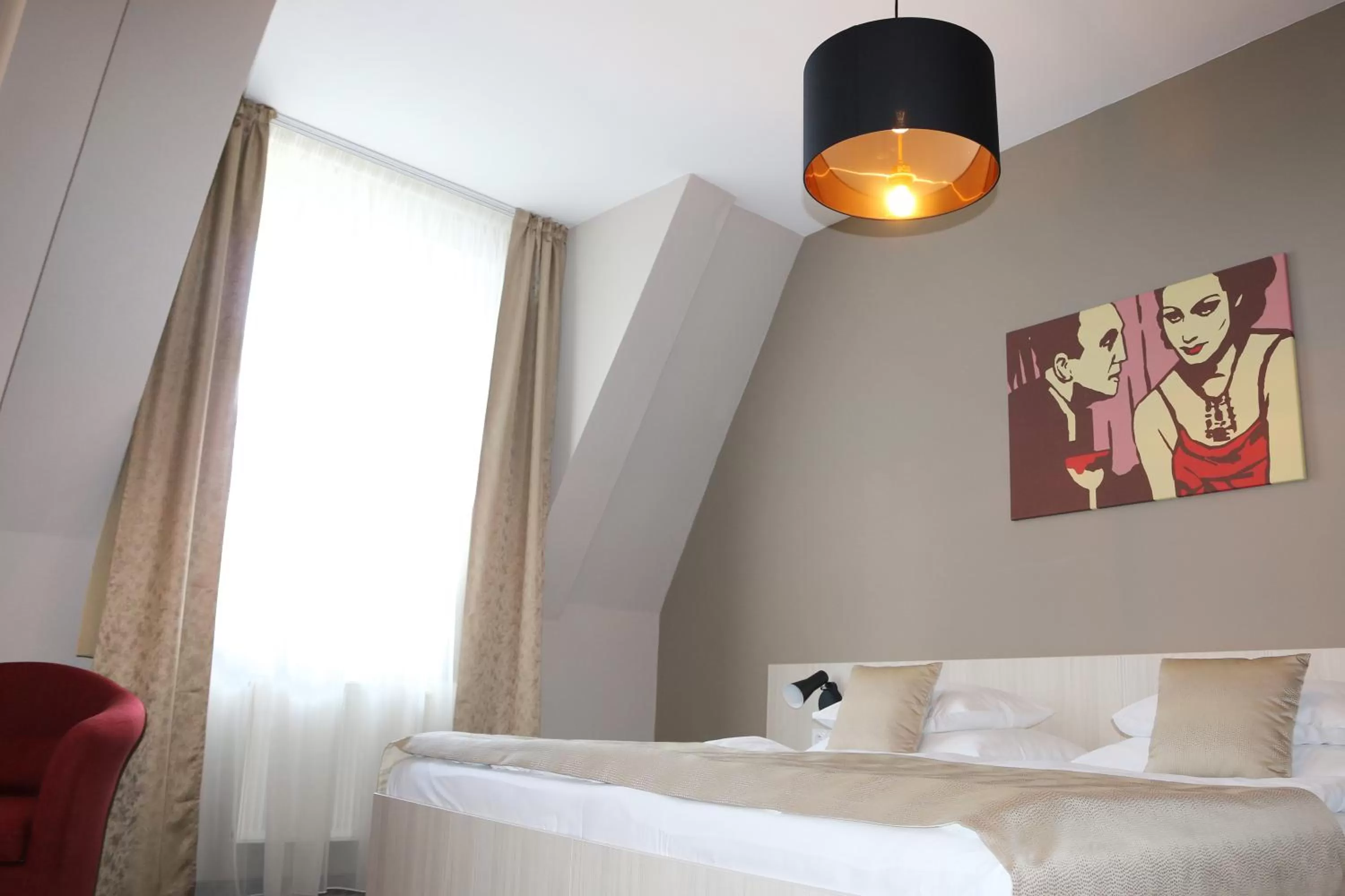 Bed in 1.Republic Hotel