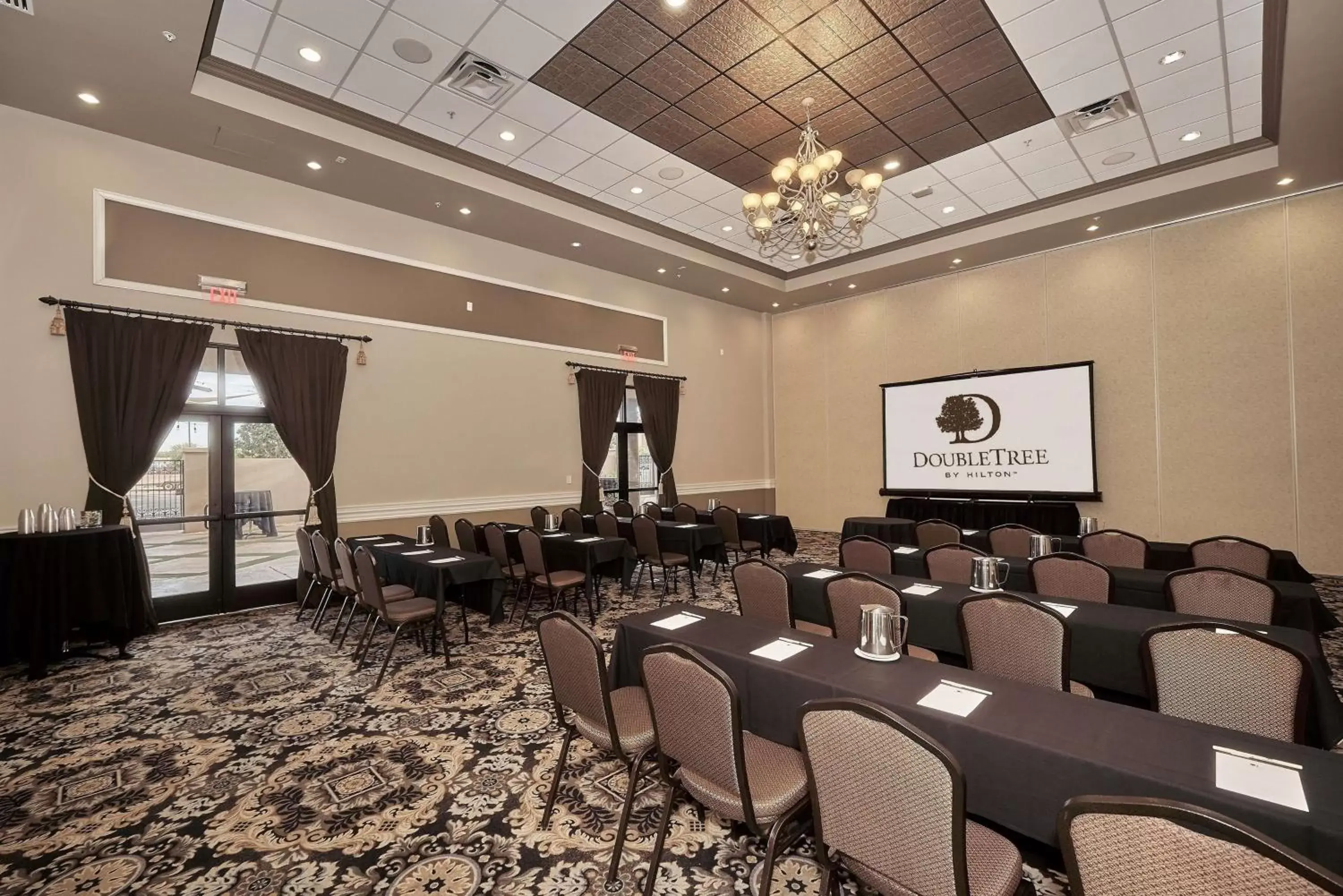 Meeting/conference room in DoubleTree by Hilton Phoenix-Gilbert