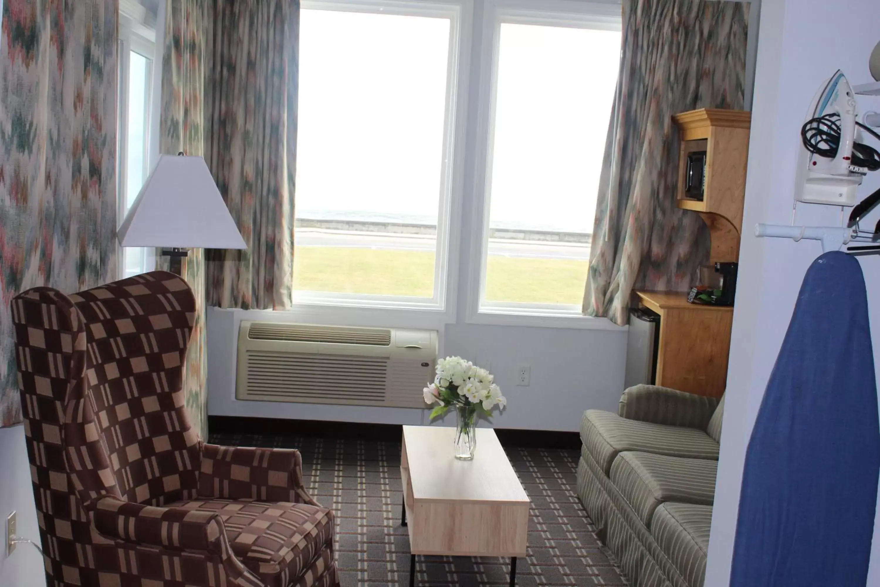 View (from property/room), Seating Area in The Atlantic House