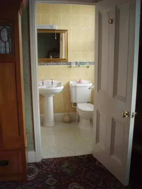 Bathroom in Wentvale