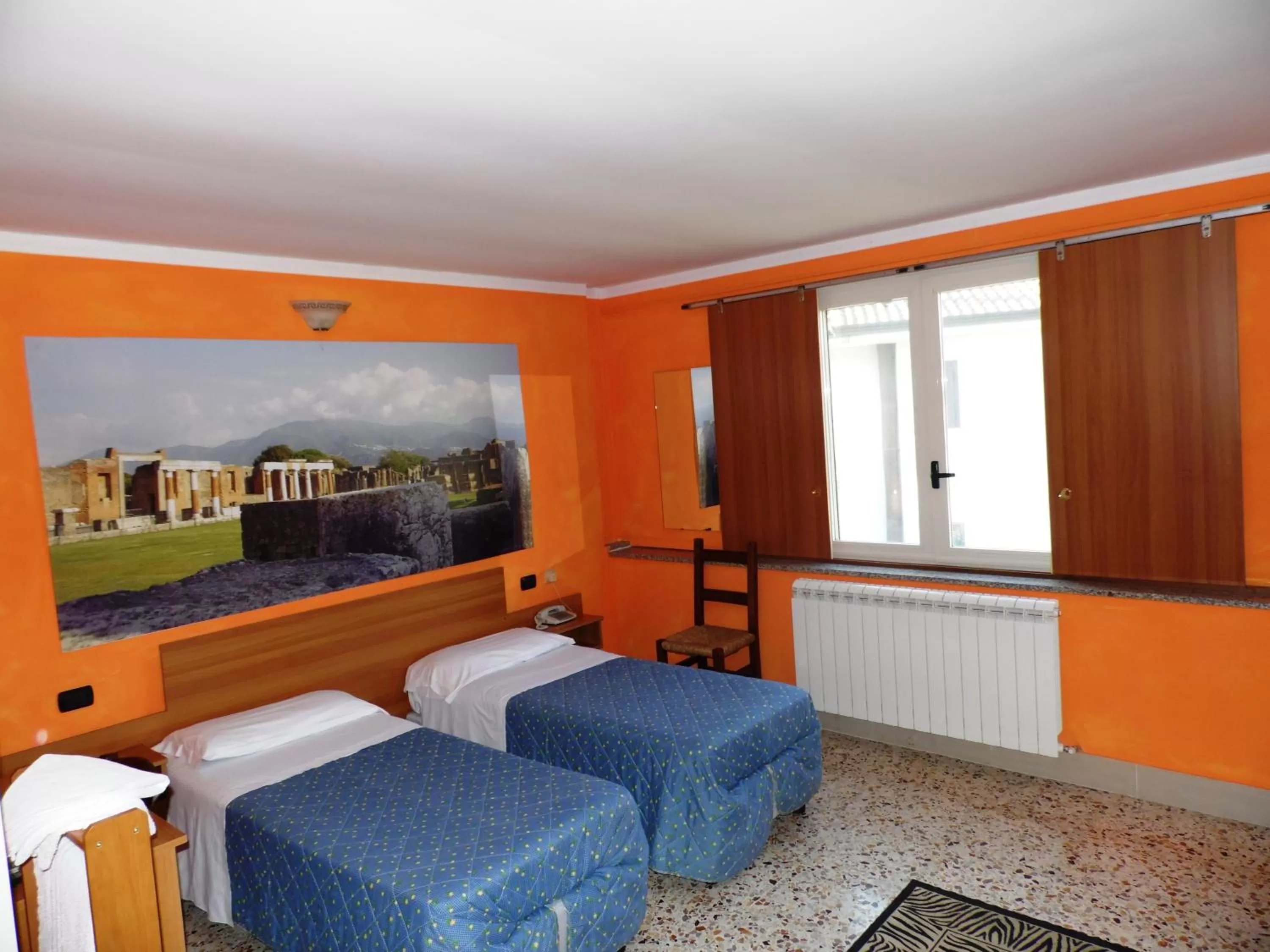 Photo of the whole room, Bed in Hotel Rosso Di Sera