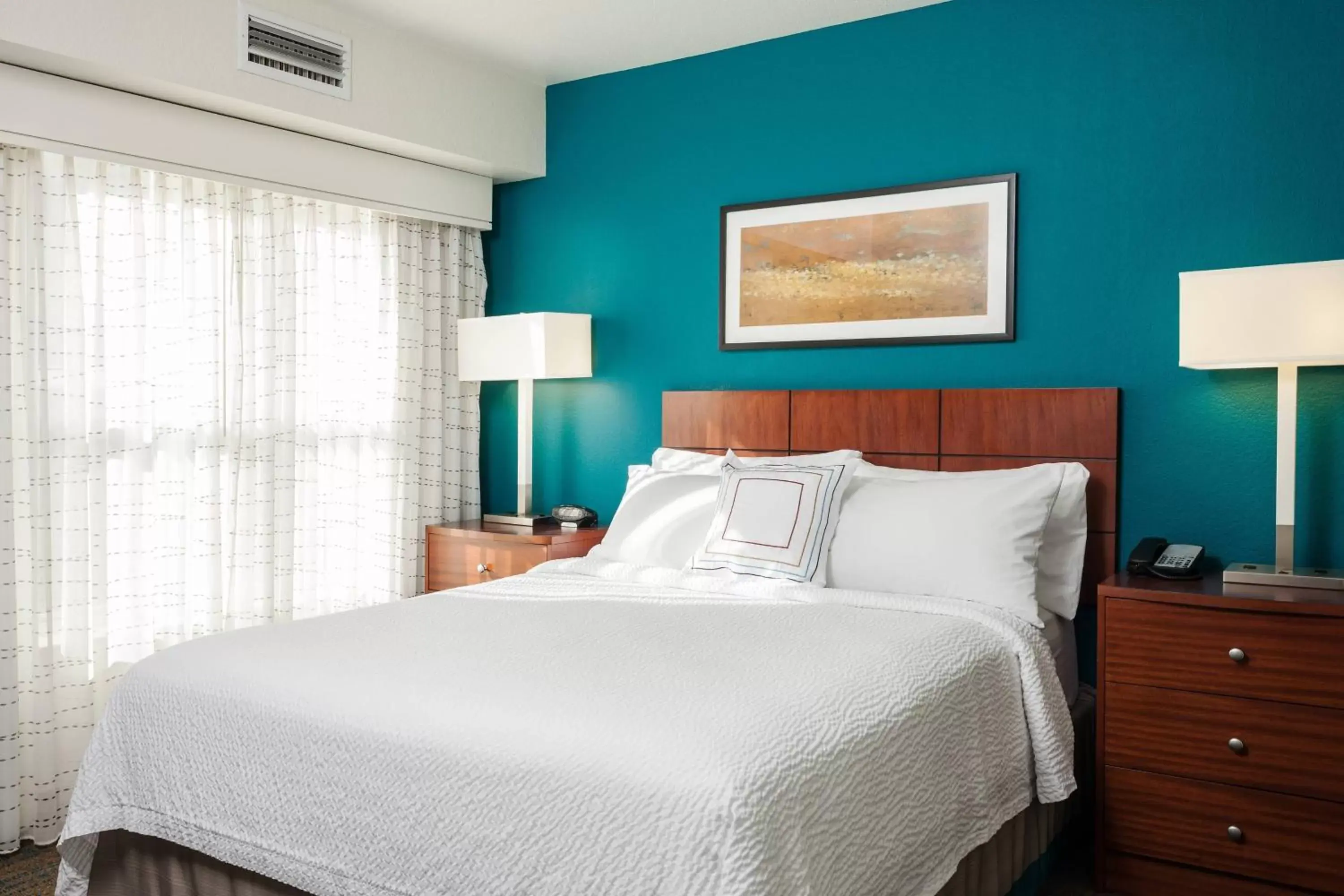 Bedroom, Bed in Residence Inn by Marriott Stockton