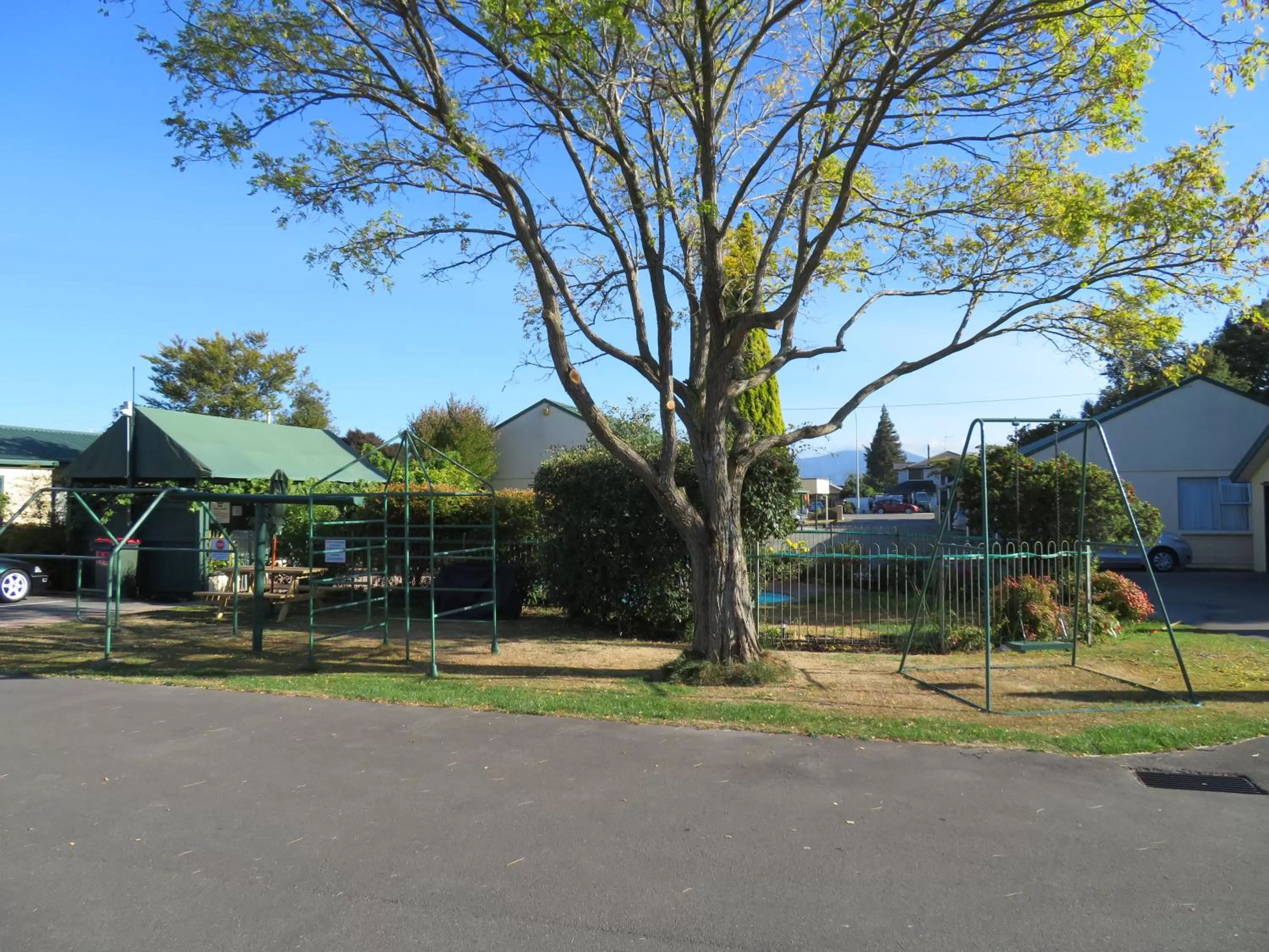 Children play ground in Commodore Court Motel