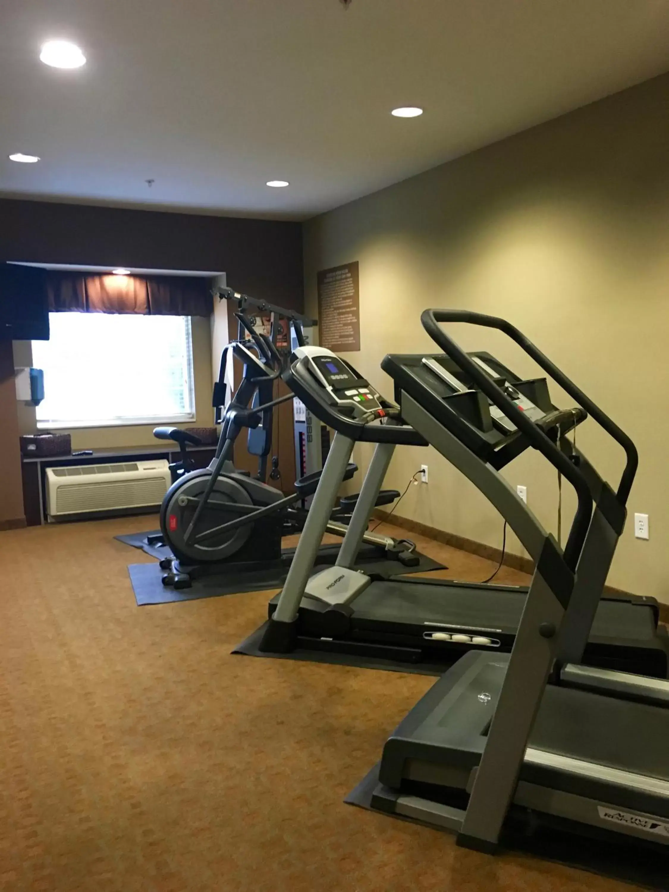 Fitness centre/facilities, Fitness Center/Facilities in Microtel Inn & Suites by Wyndham Perry
