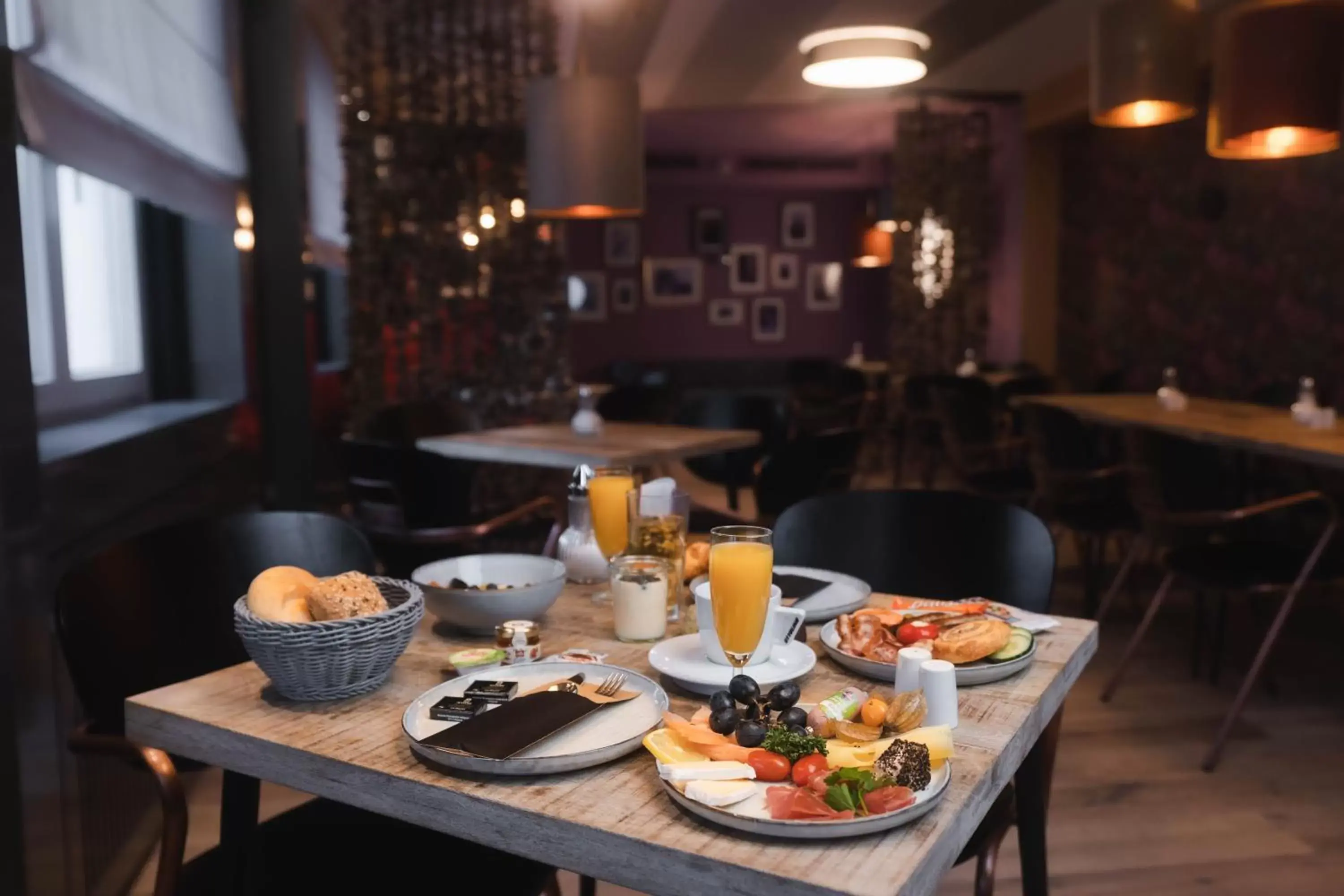 Breakfast in Hotel am Augustinerplatz