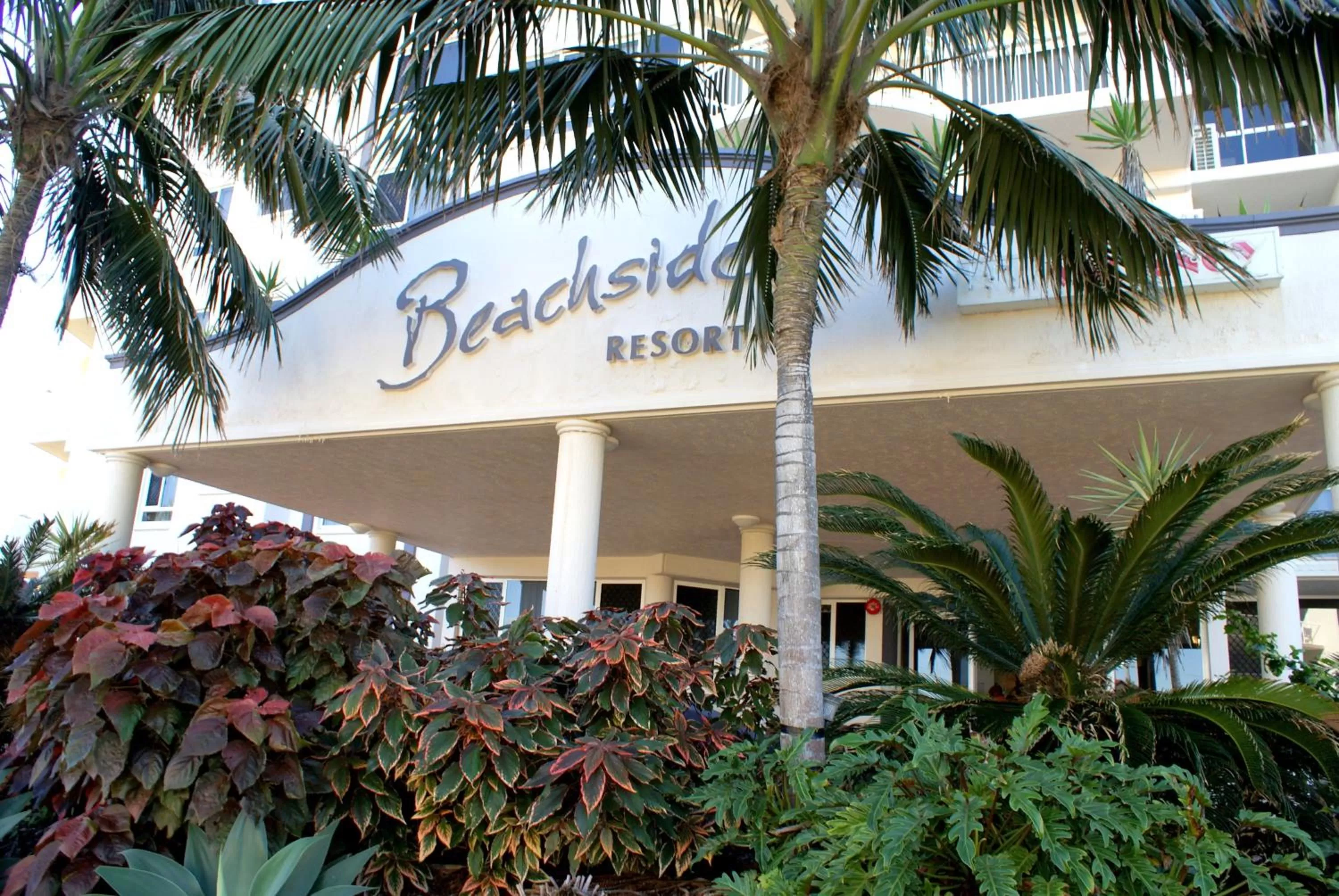 Facade/entrance in Beachside Resort Kawana Waters