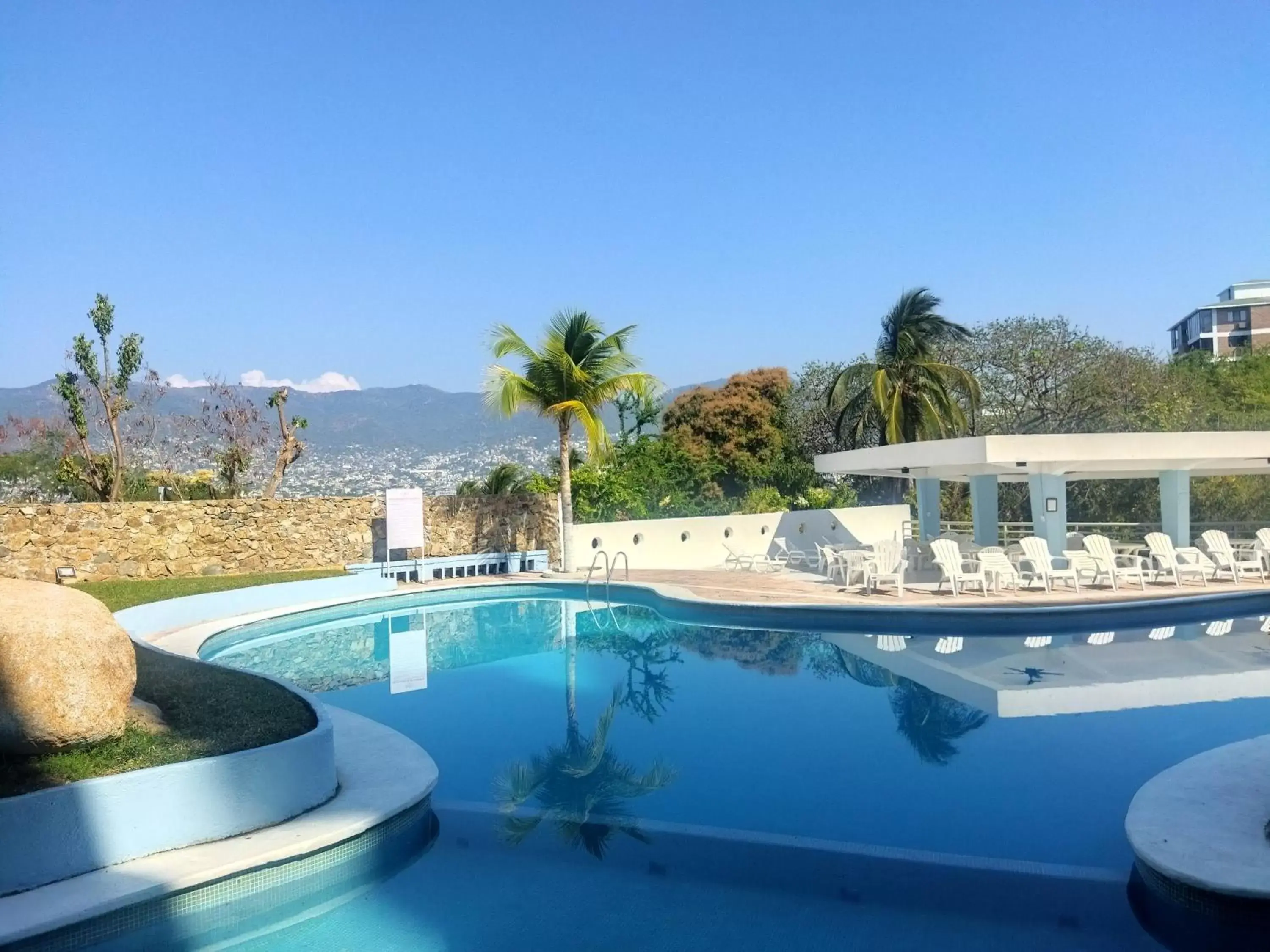 Swimming Pool in Hotel Aristos Acapulco