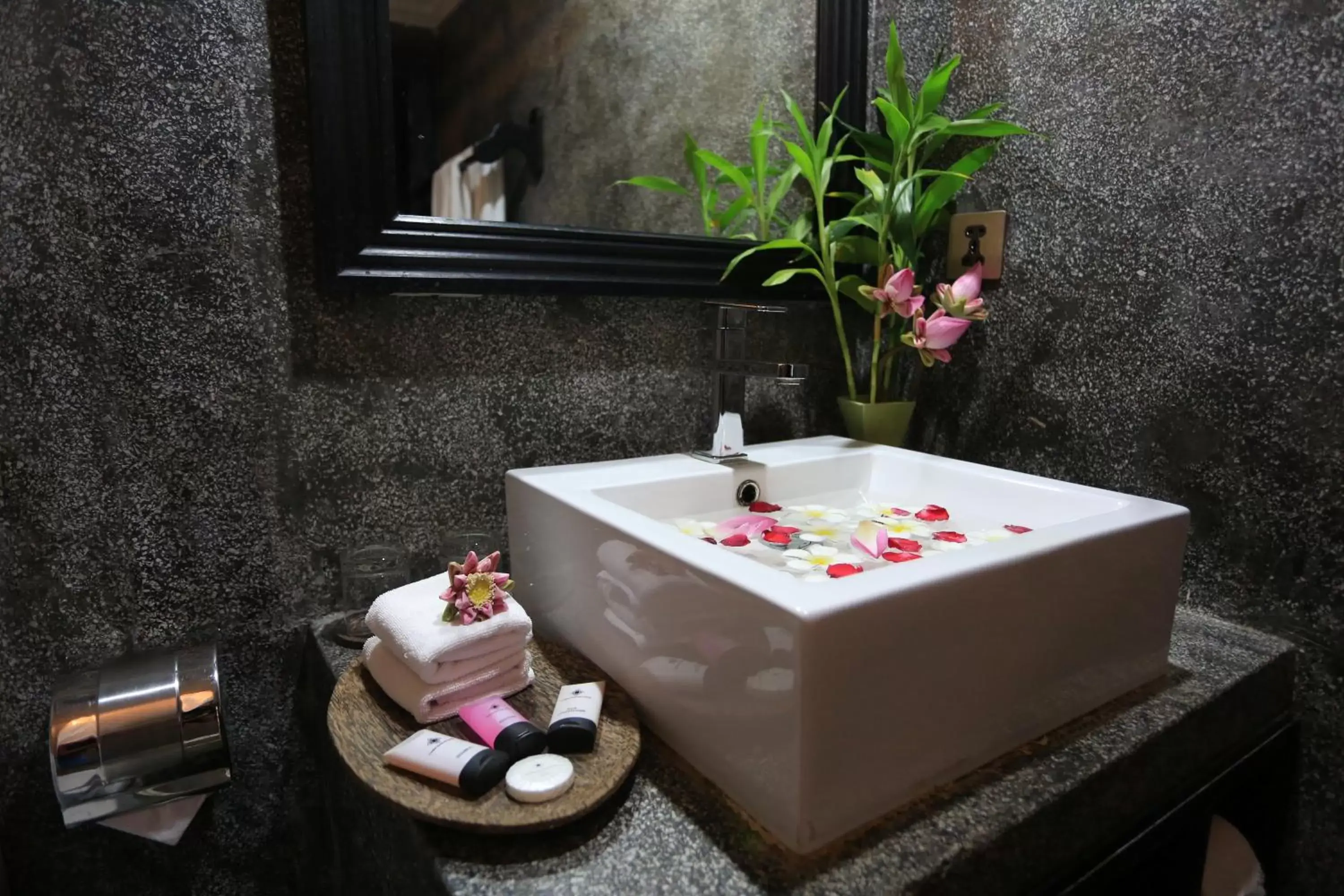 Bathroom in Khmer Mansion Boutique Hotel