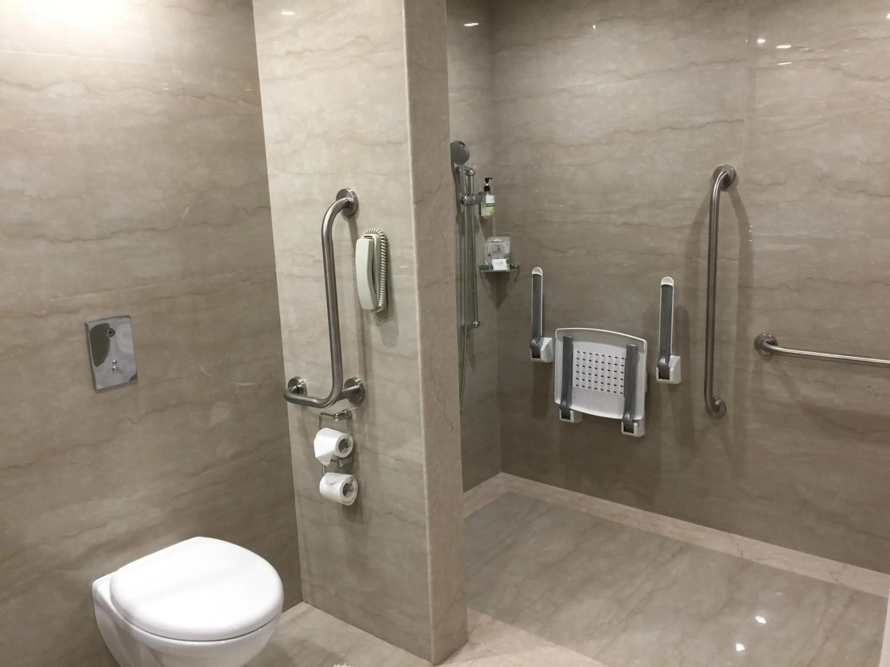 Bathroom in Lemon Tree Hotel, Sector 60, Gurugram