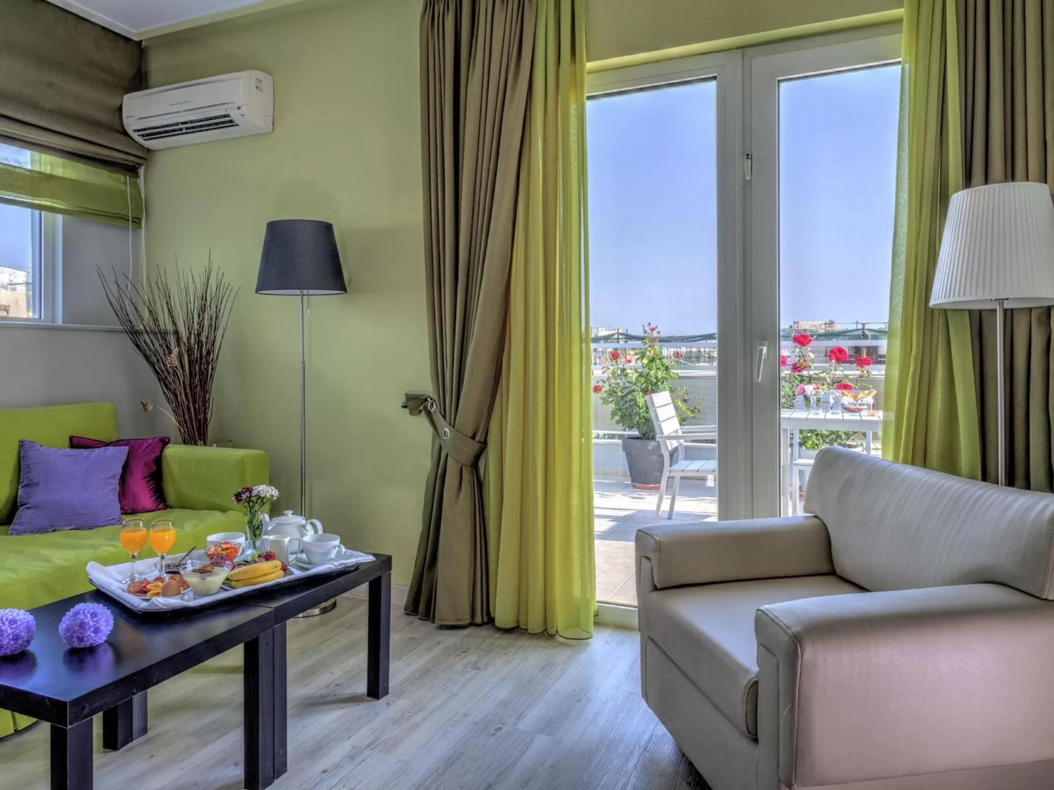 Day in Polis Grand Hotel