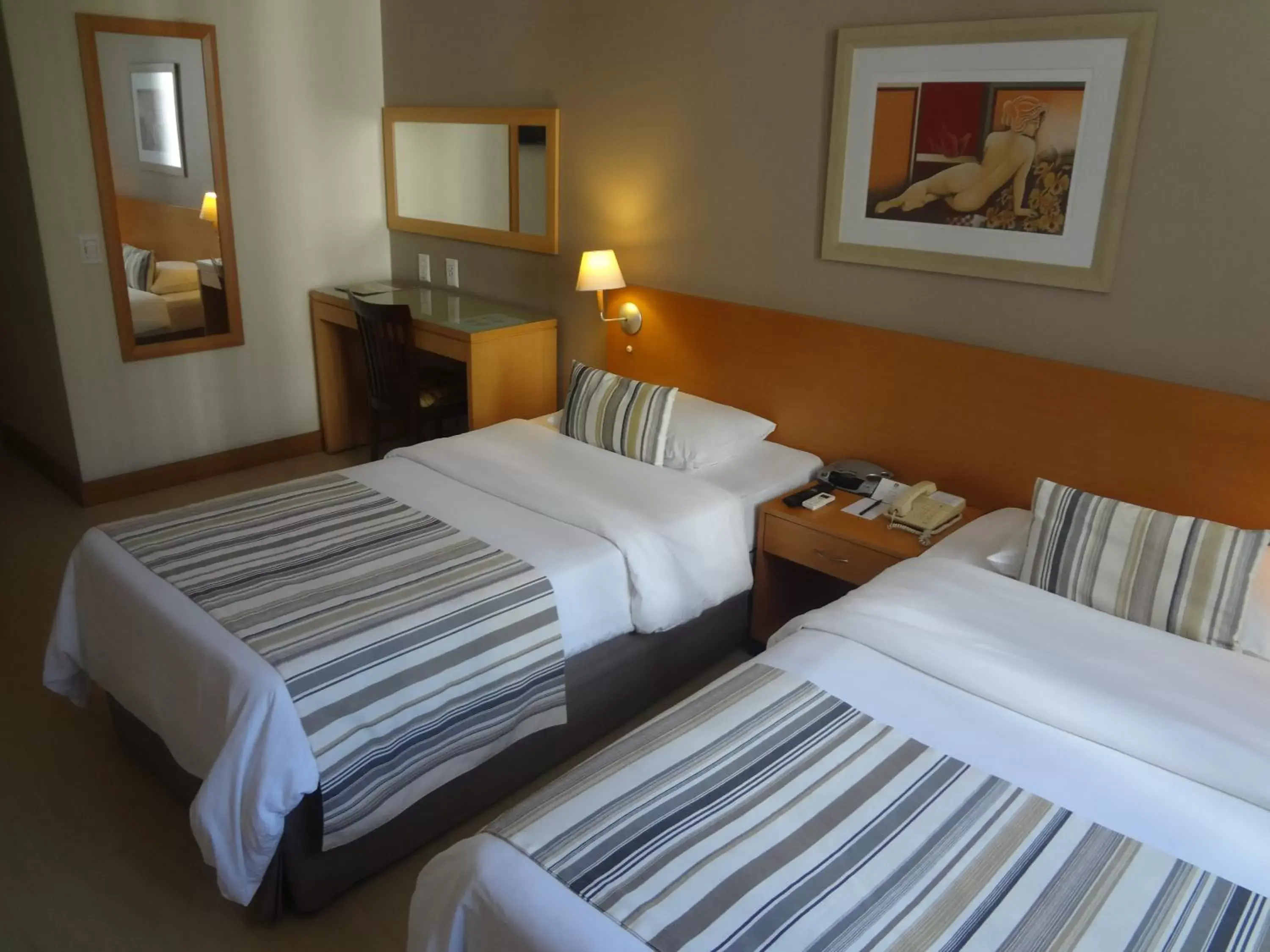 Photo of the whole room, Bed in Augusto's Rio Copa Hotel