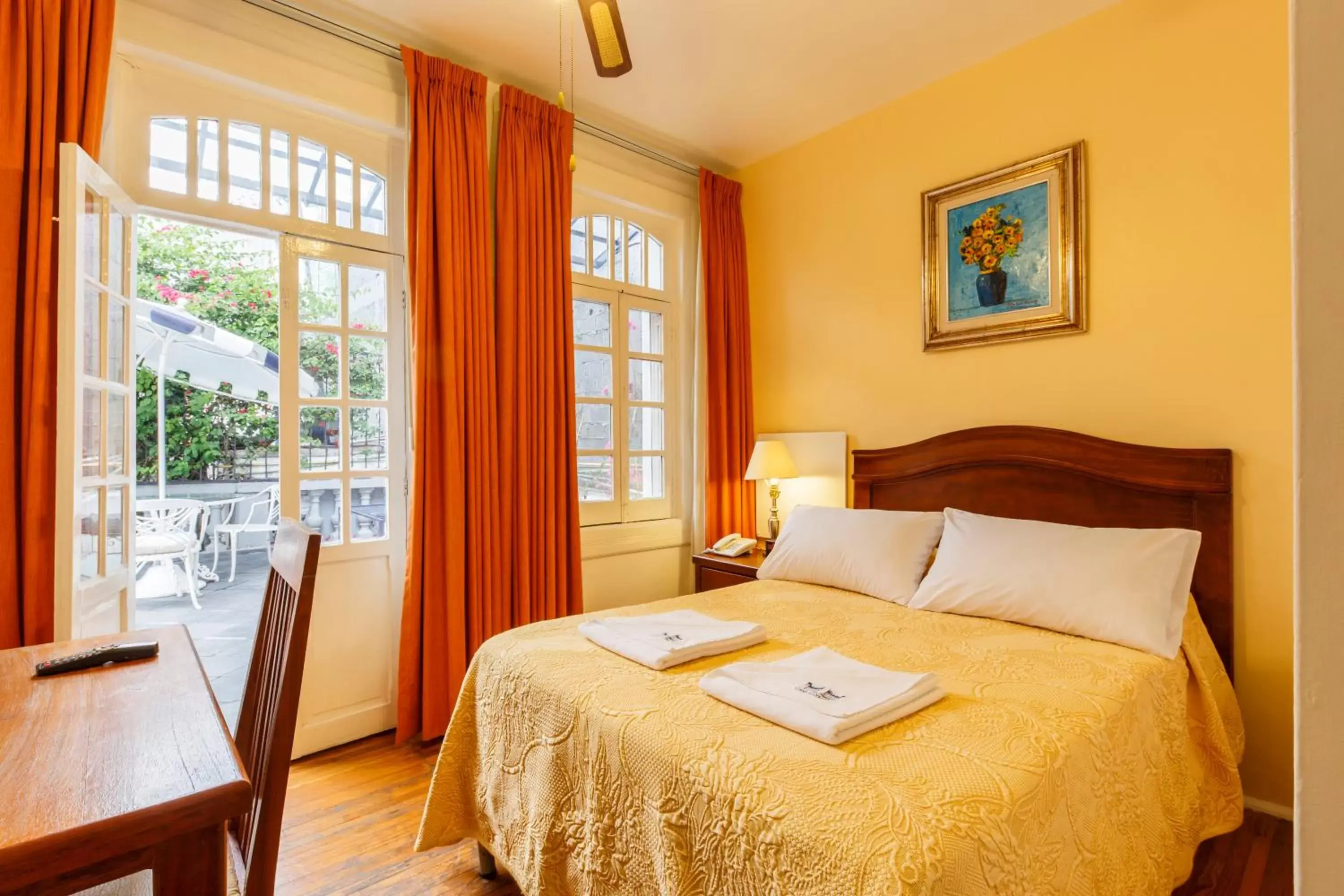 Bed in Hotel Casa Gonzalez