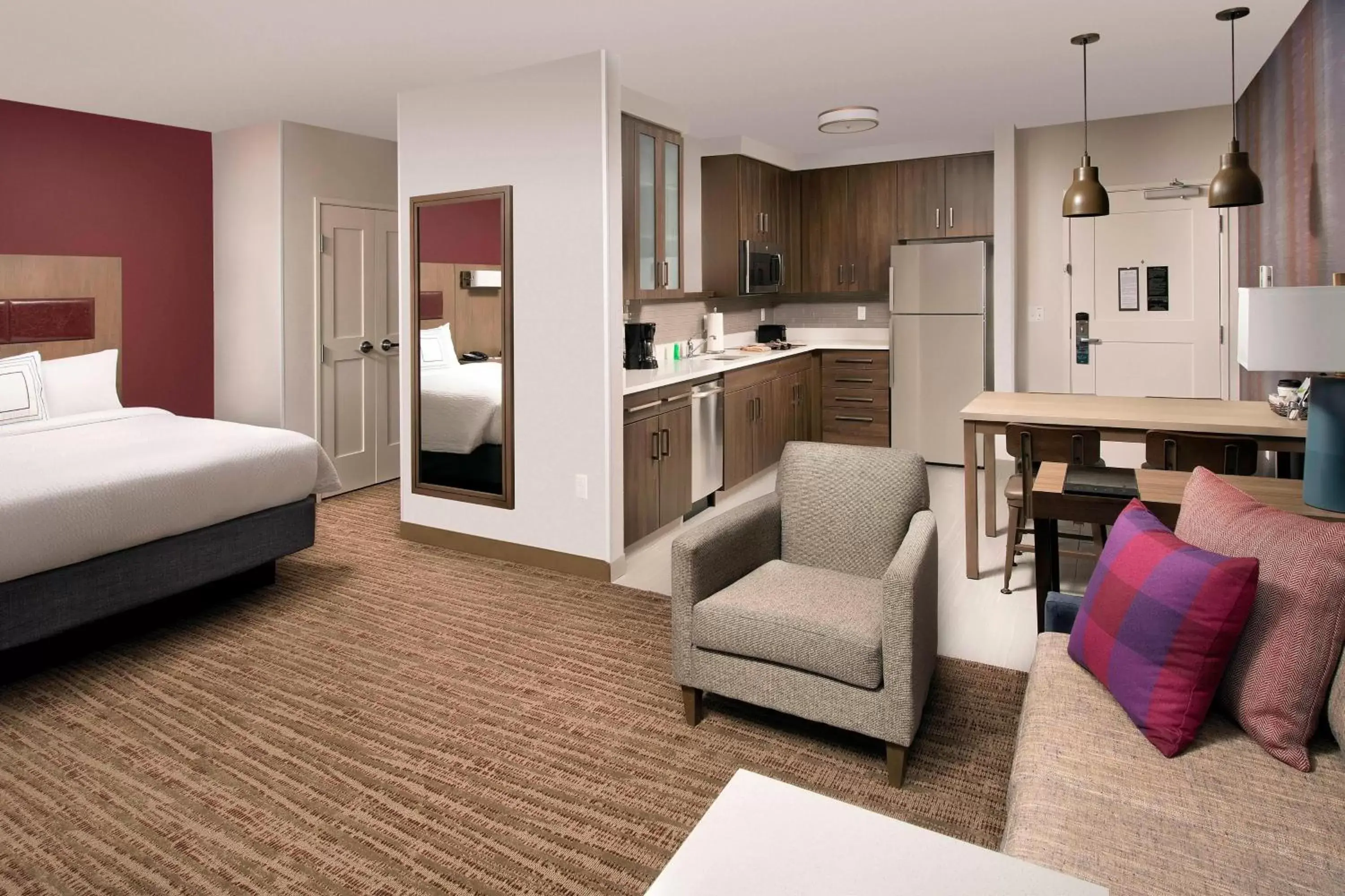 Photo of the whole room, Kitchen/Kitchenette in Residence Inn by Marriott Baltimore Owings Mills
