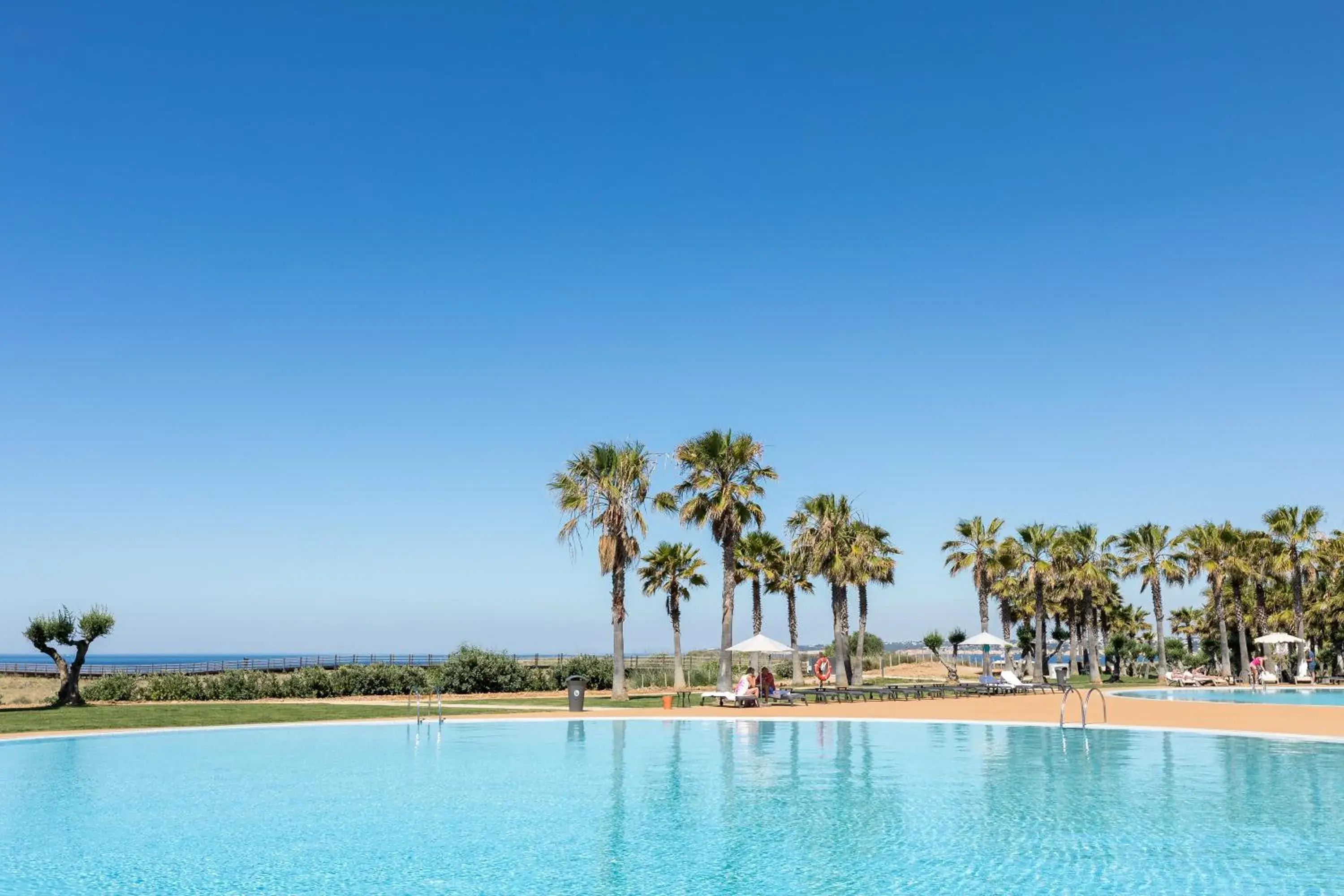 Swimming Pool in NAU Salgados Dunas Suites