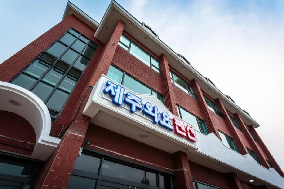 Property building in Jeju Wayo Pension Property building in Jeju Wayo Pension