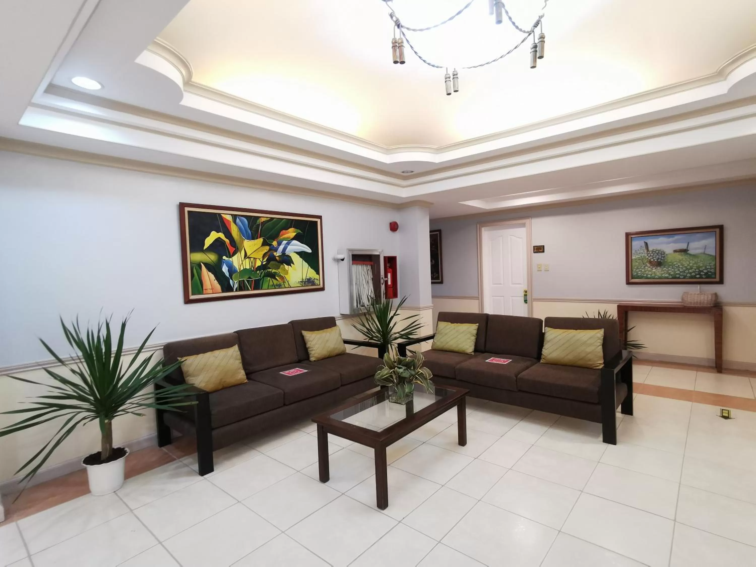 Lobby or reception in Tagaytay Country Hotel