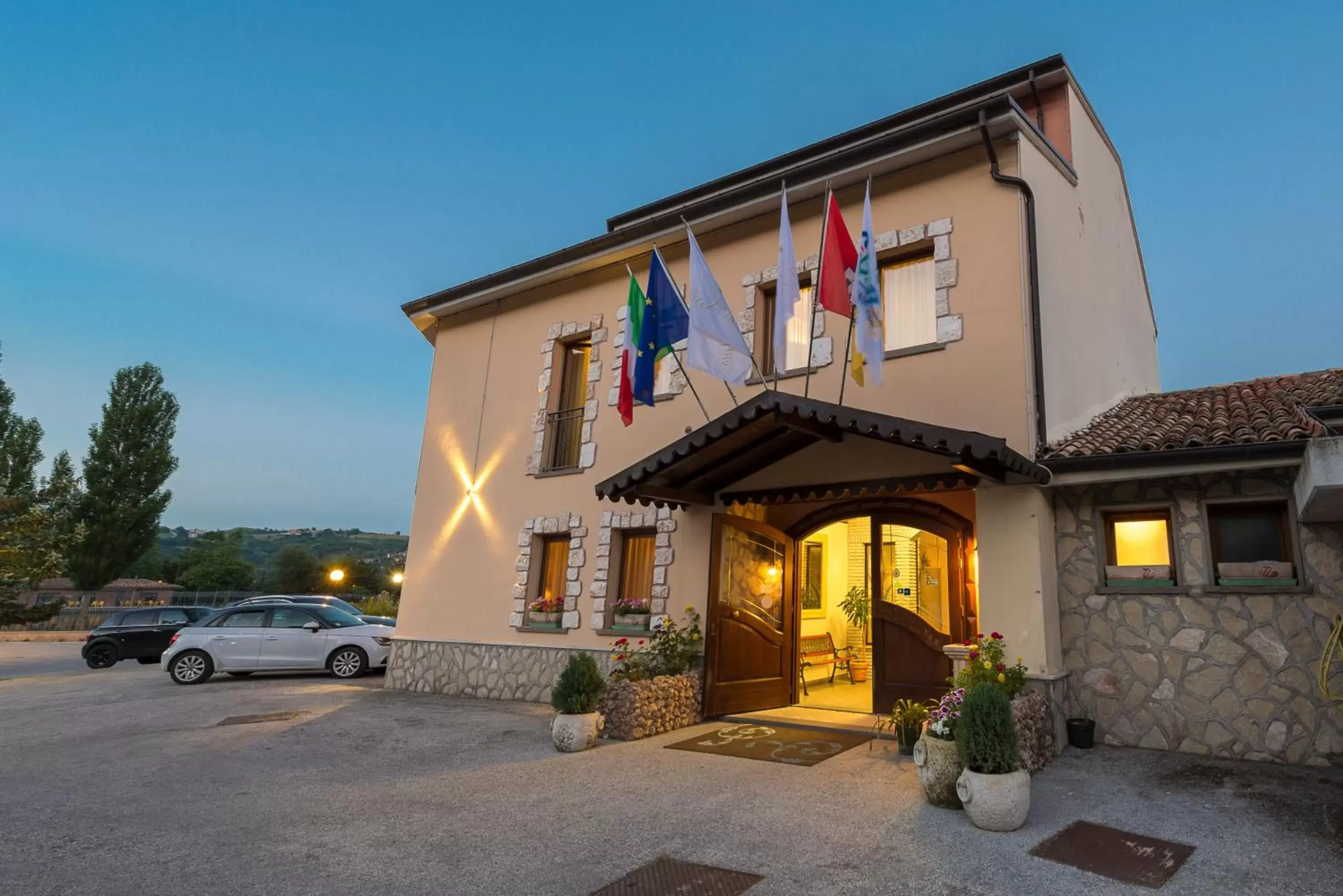 Facade/entrance, Property Building in Hotel Don Luis