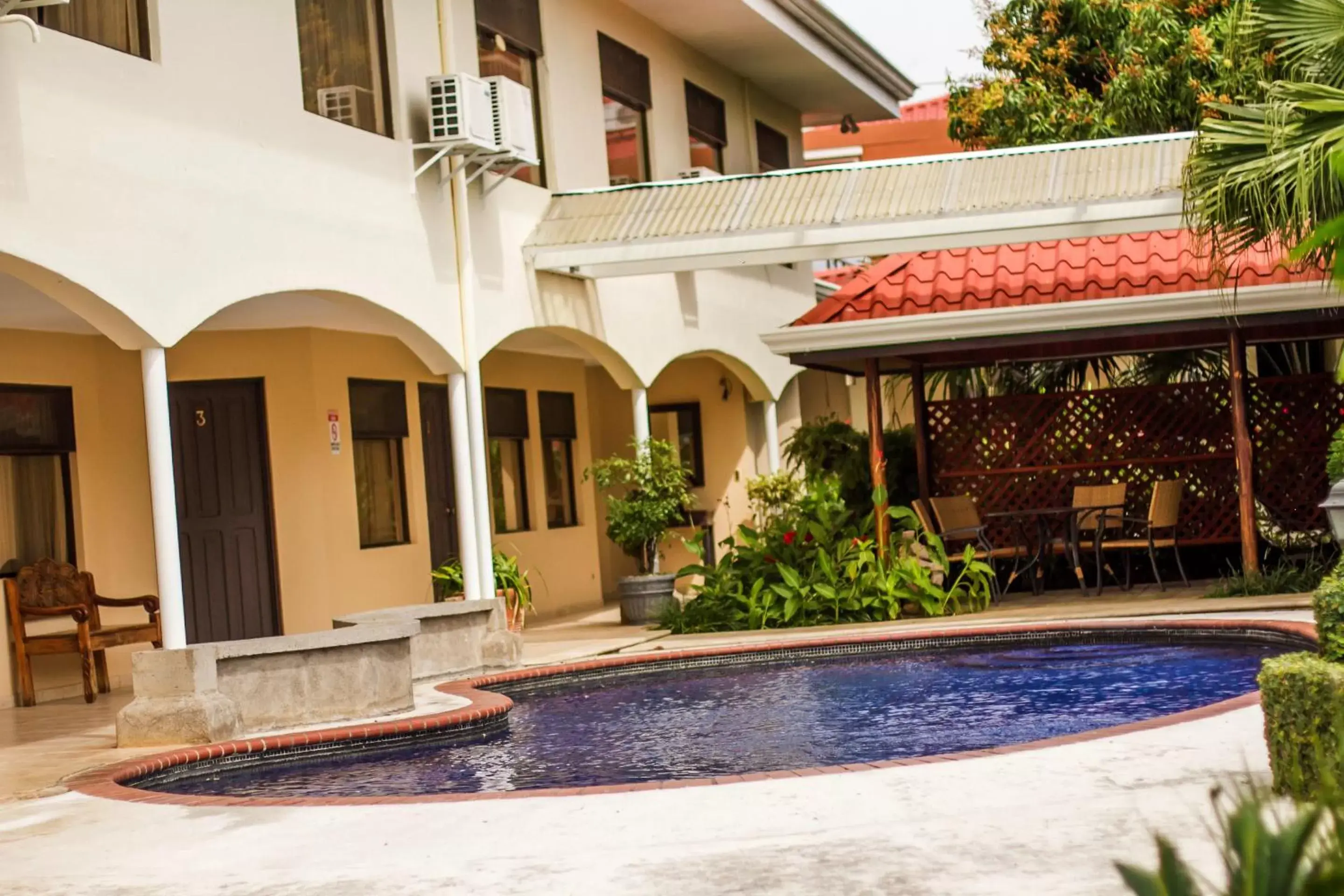 Swimming Pool in La Riviera Hotel