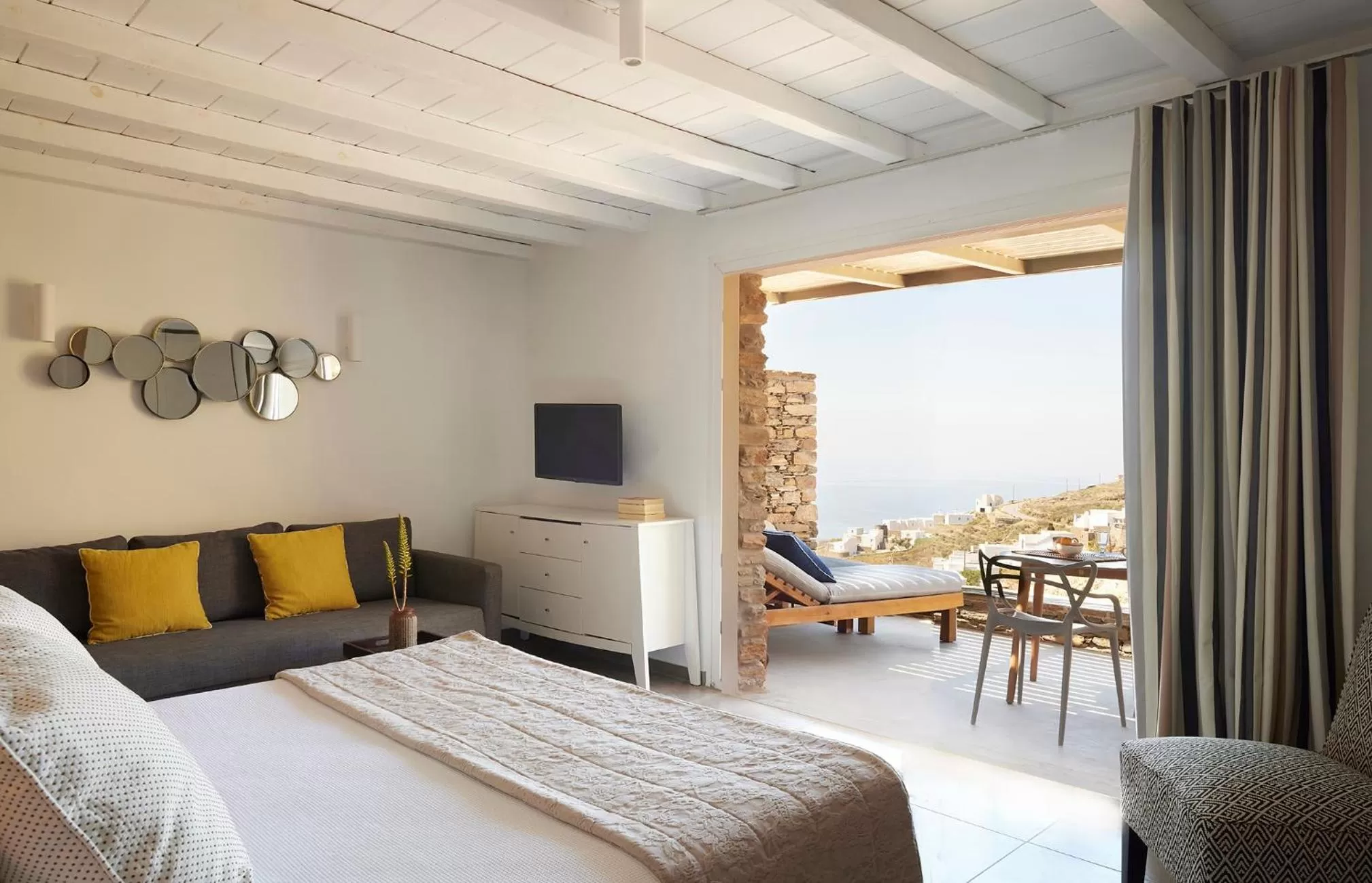 View (from property/room), Bed in Aeolis Tinos Suites