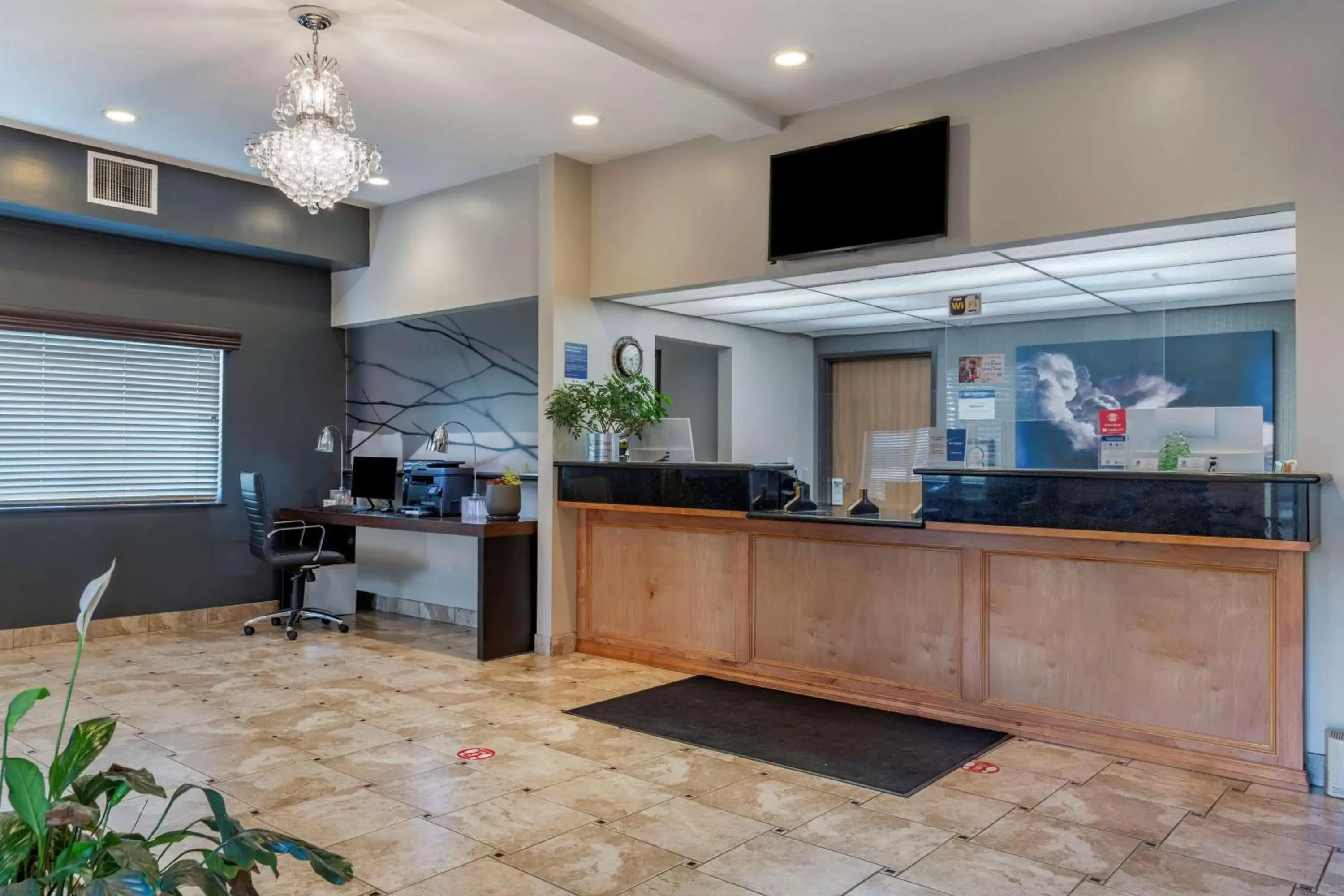Lobby or reception in Best Western Newberg Inn Lobby or reception in Best Western Newberg Inn