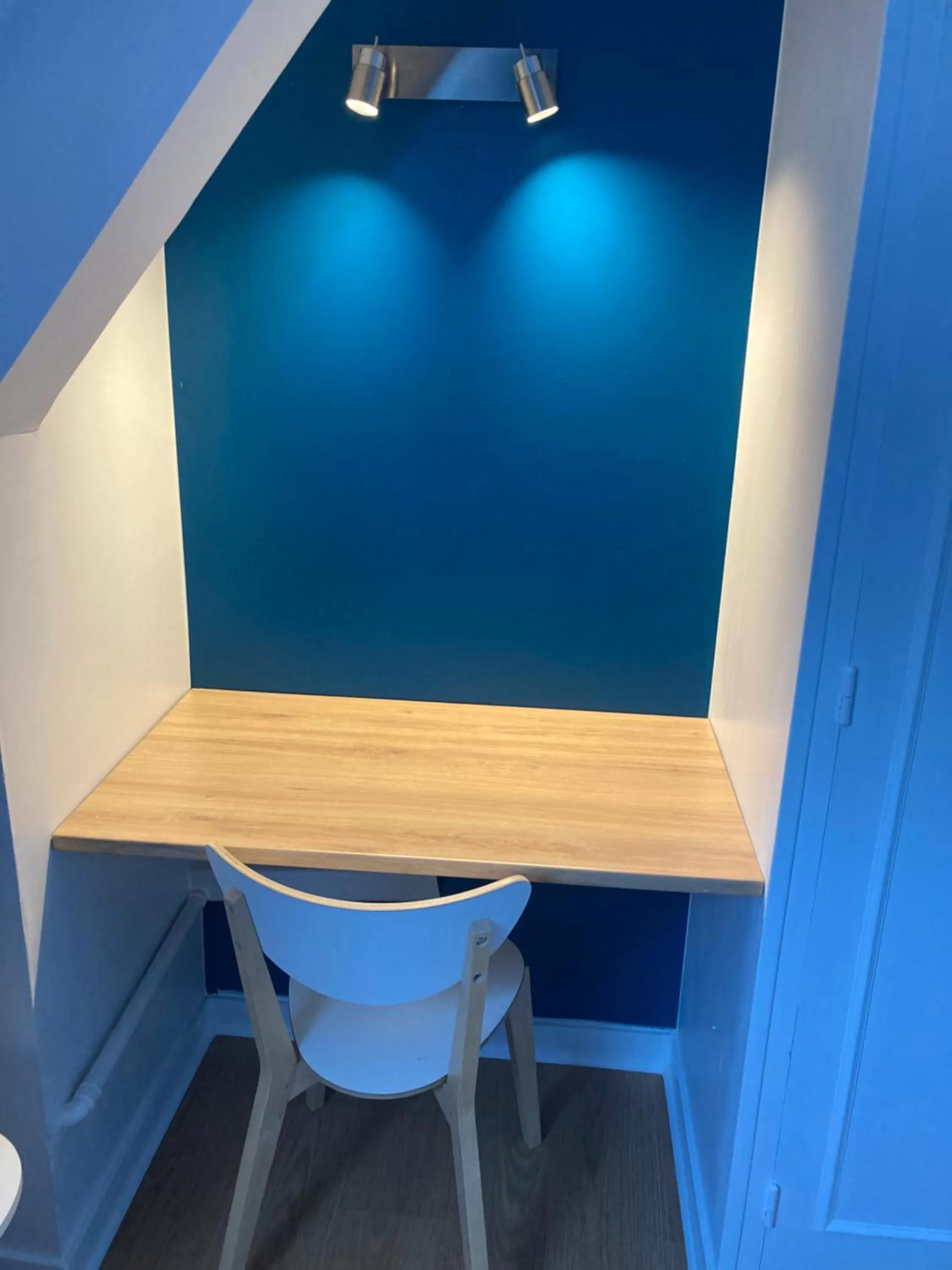 Decorative detail in Chambre privée-Kermoal