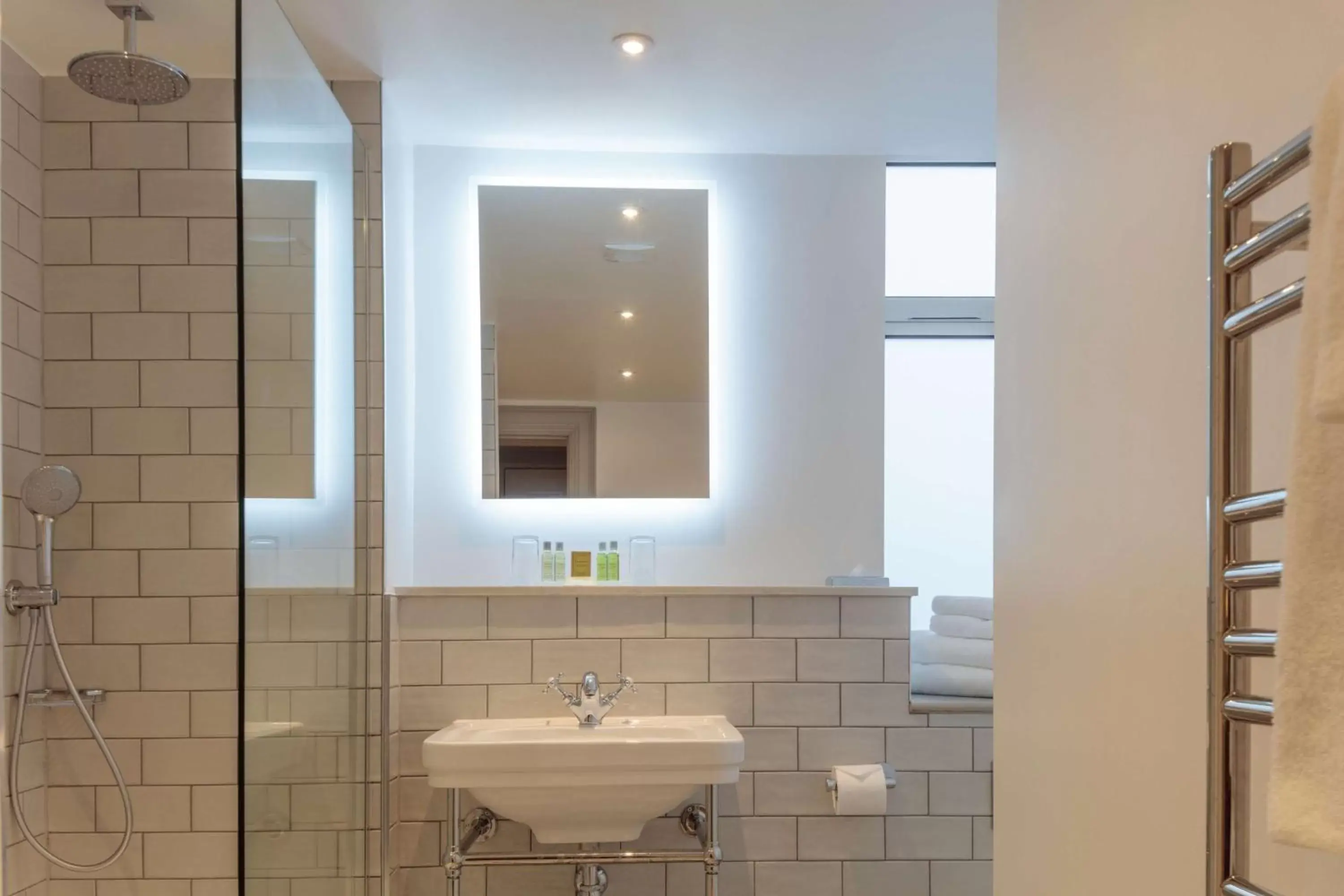 Bathroom in DoubleTree by Hilton Harrogate Majestic Hotel & Spa