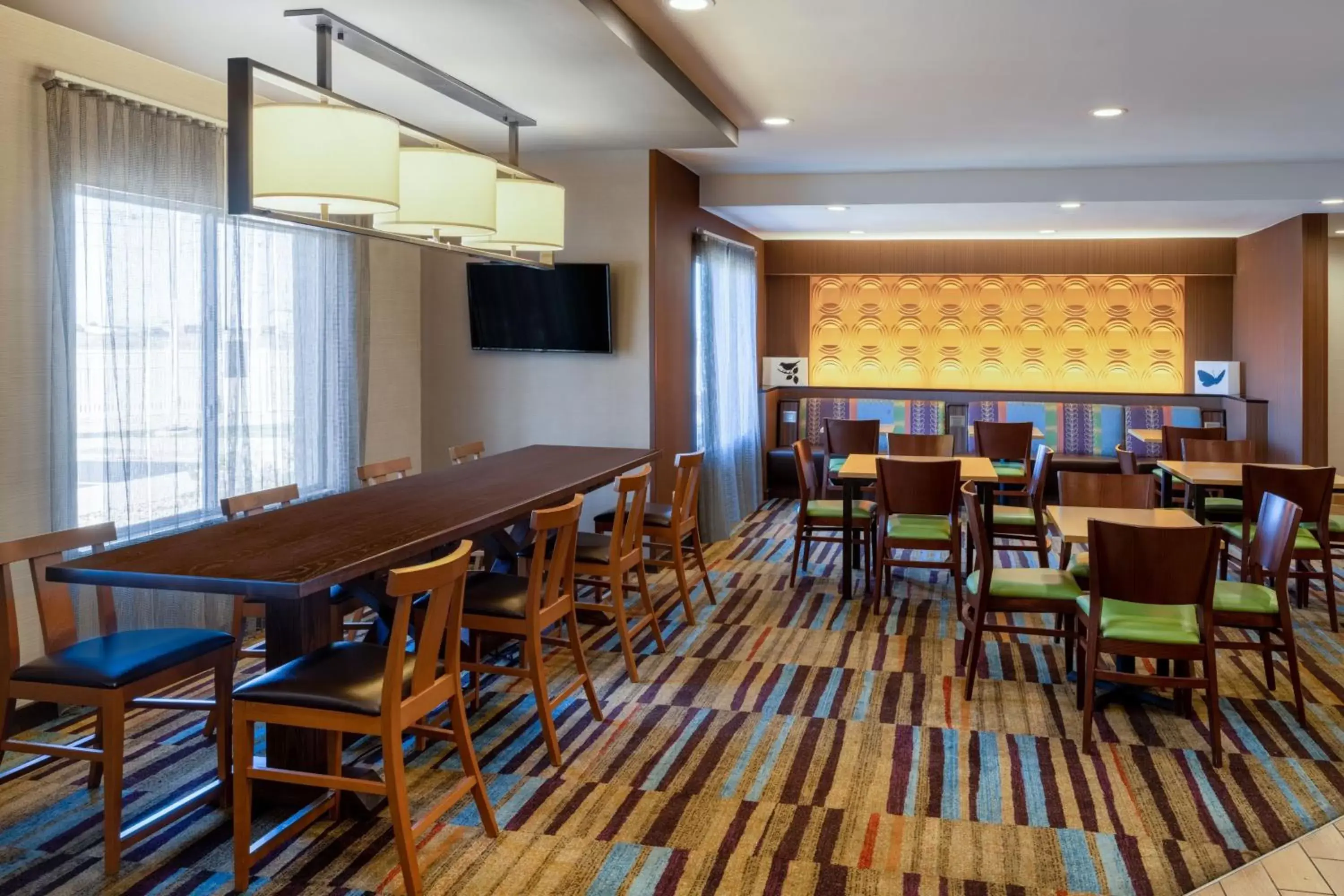 Lobby or reception, Restaurant/Places to Eat in Fairfield Inn & Suites by Marriott Denver Aurora/Medical Center