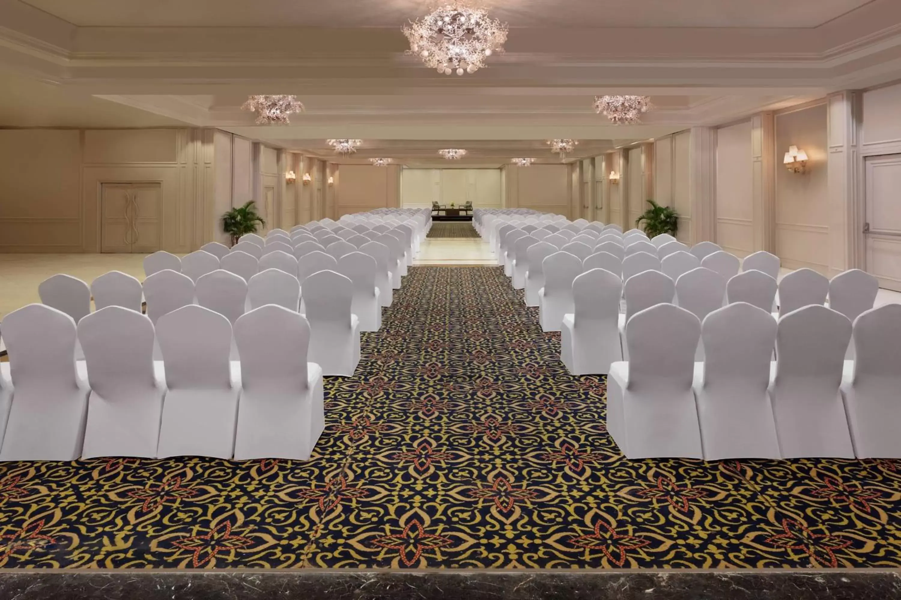 Meeting/conference room, Banquet Facilities in Surat Marriott Hotel