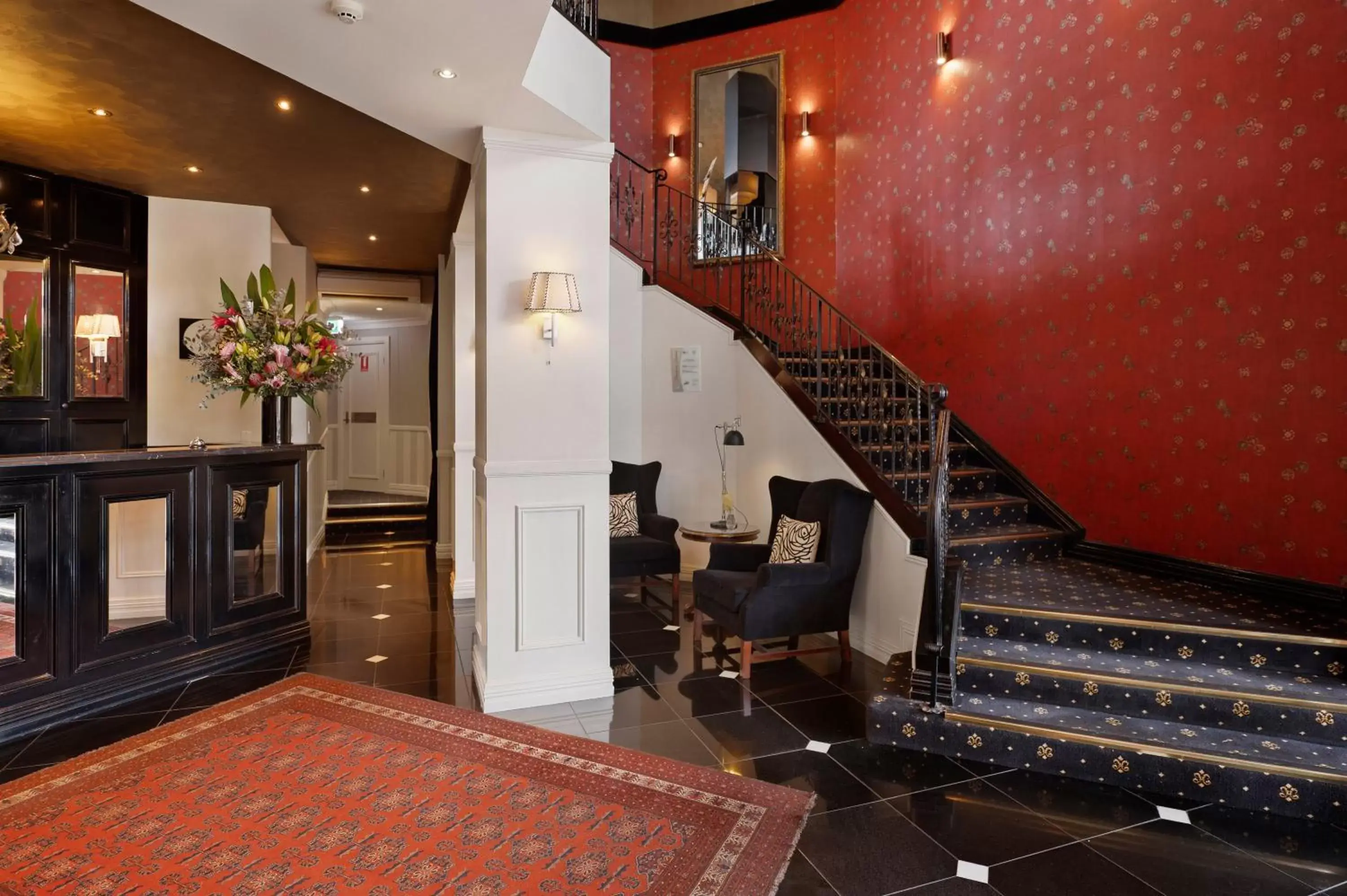 Lobby or reception in Echoes Boutique Hotel & Restaurant Blue Mountains Lobby or reception in Echoes Boutique Hotel & Restaurant Blue Mountains