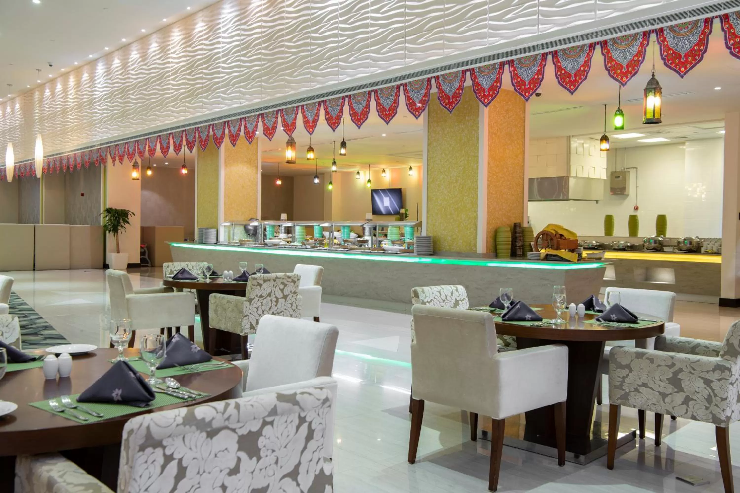 Restaurant/places to eat in Radisson Blu Resort Jizan