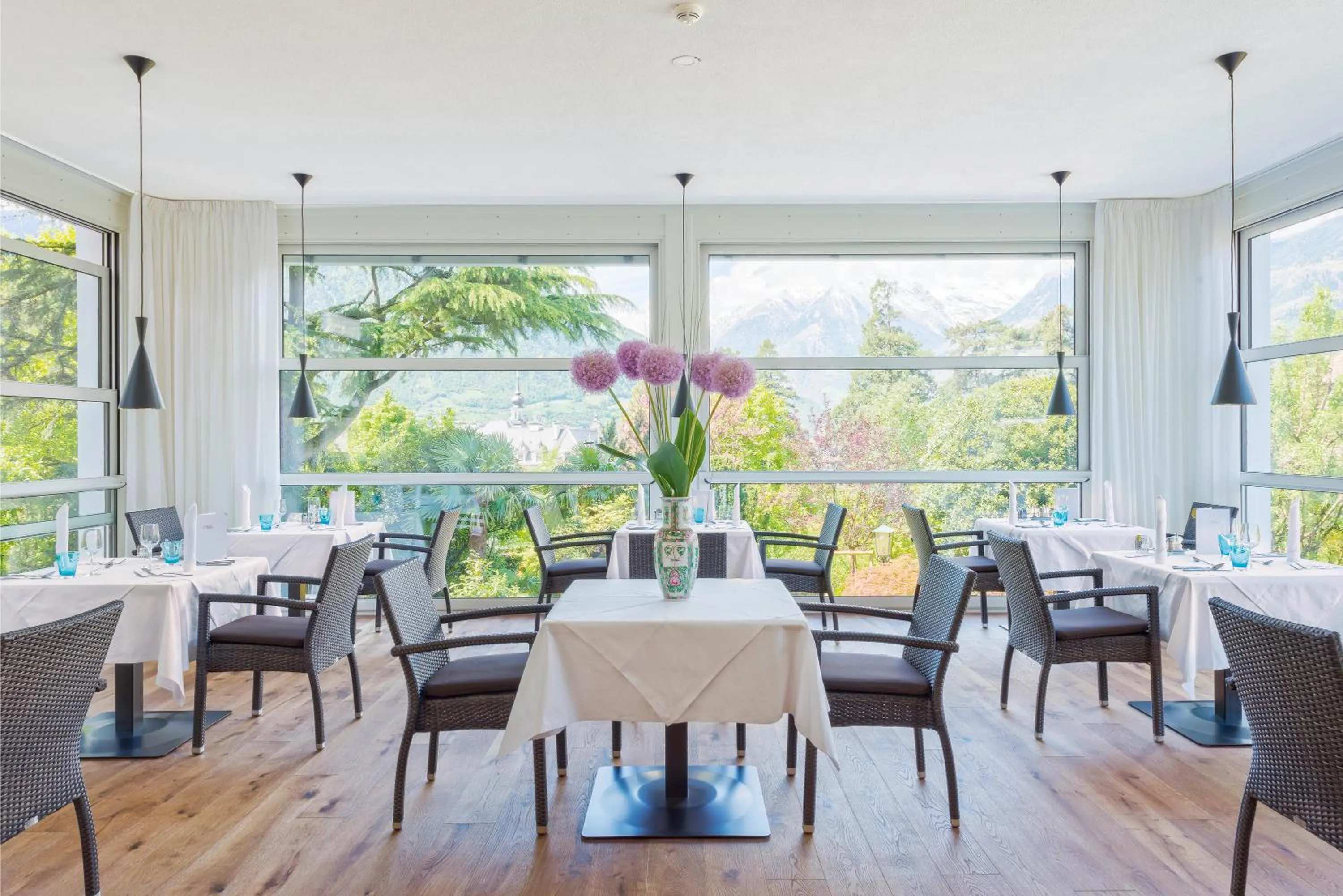 Restaurant/places to eat in Hotel Sonnenhof