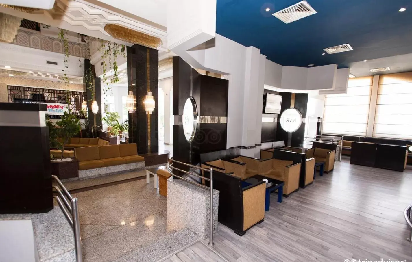 Lounge or bar in City Business Monastir Center