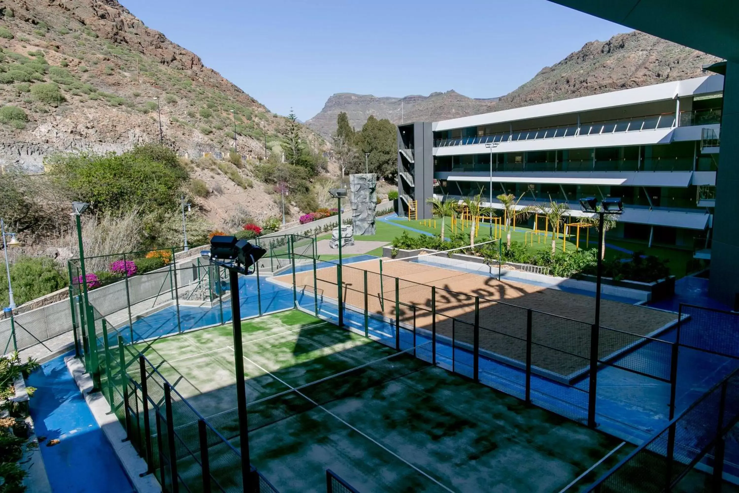 Sports, Pool View in Radisson Blu Resort & Spa, Gran Canaria Mogan