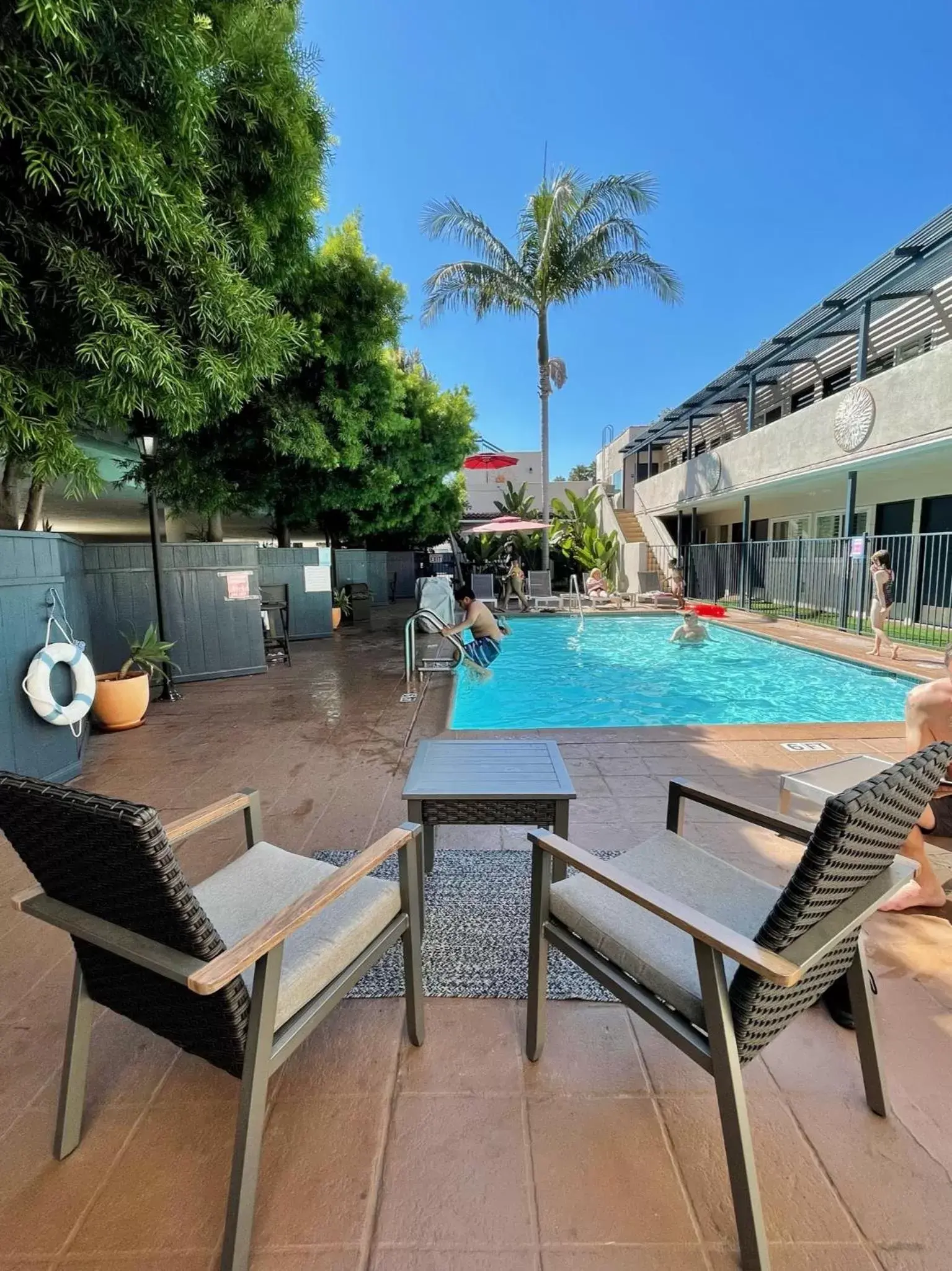 Swimming Pool in Beachside Inn