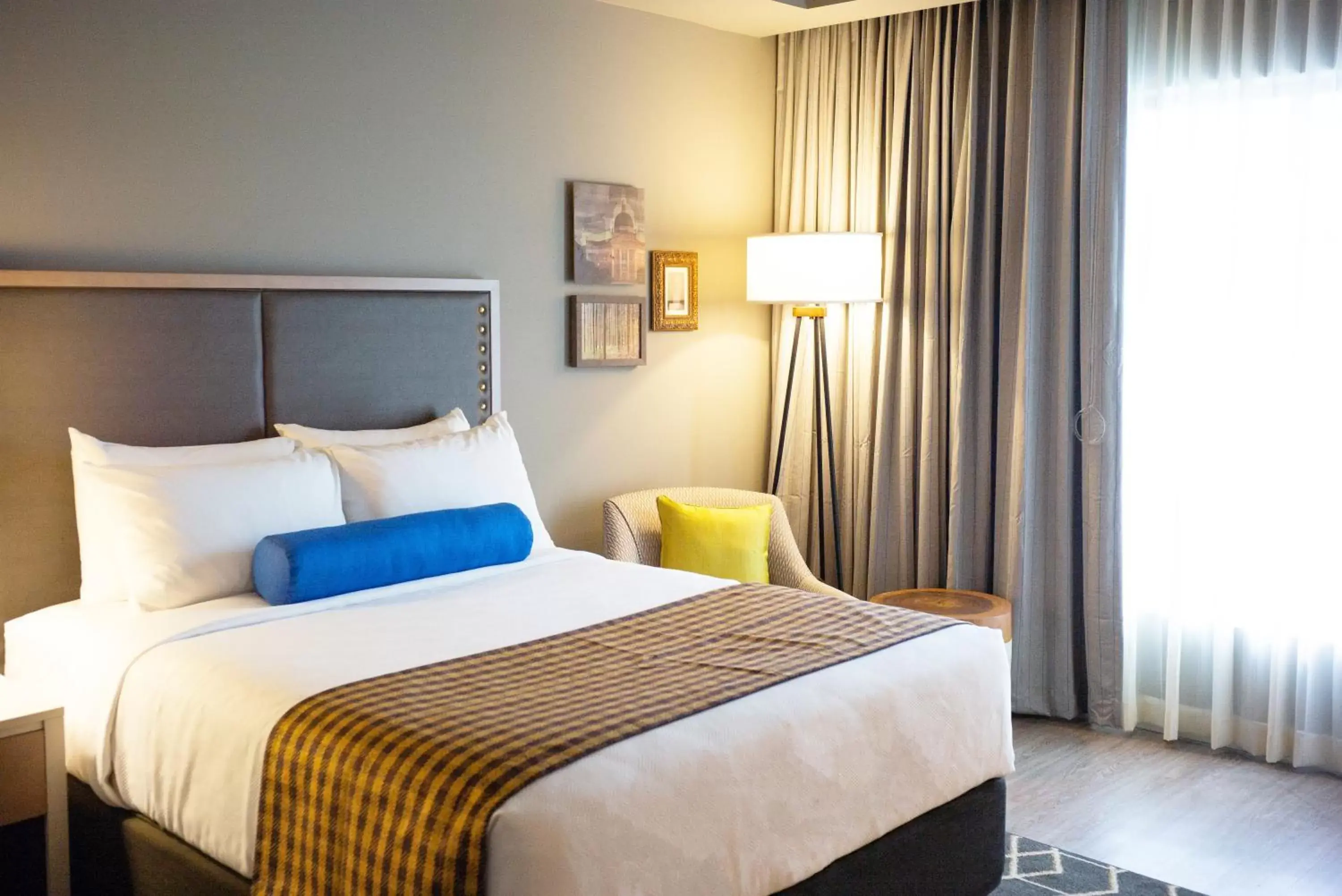 Bed in Hotel Indigo Hattiesburg by IHG Bed in Hotel Indigo Hattiesburg by IHG