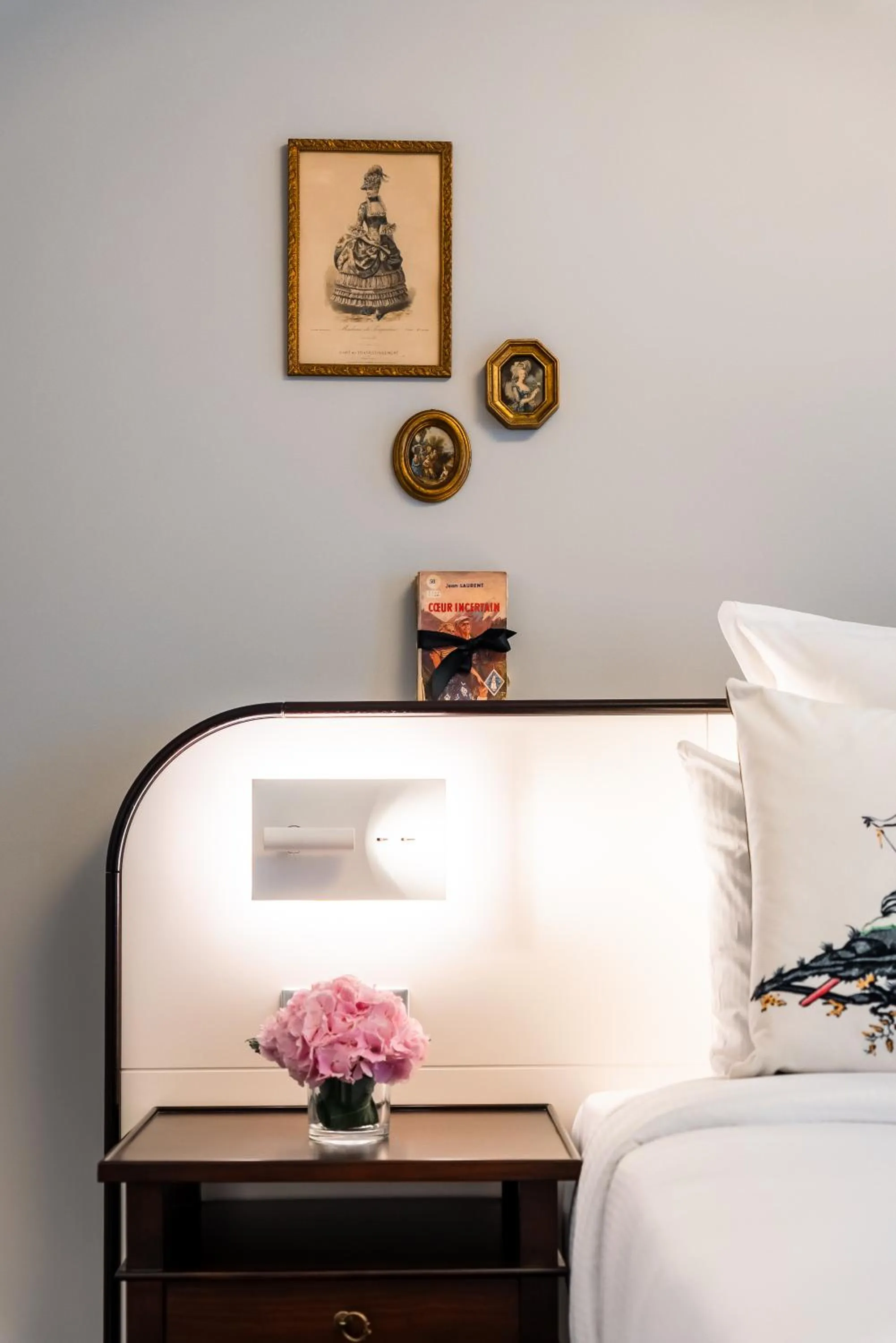 Bed in Normandy Le Chantier