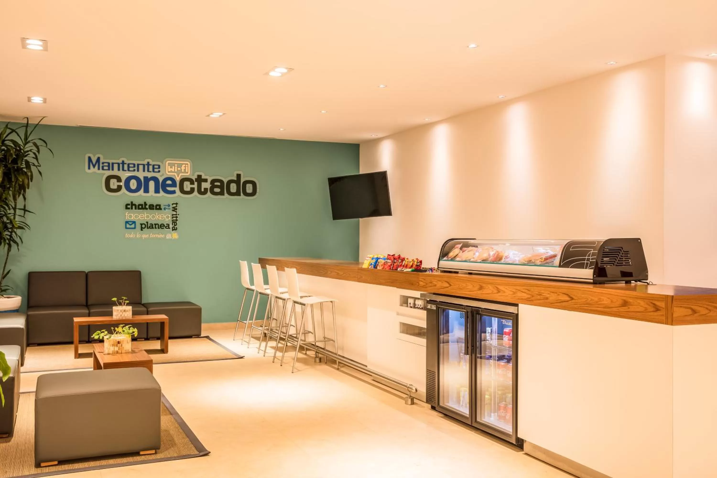 Restaurant/places to eat in One Puebla Serdan