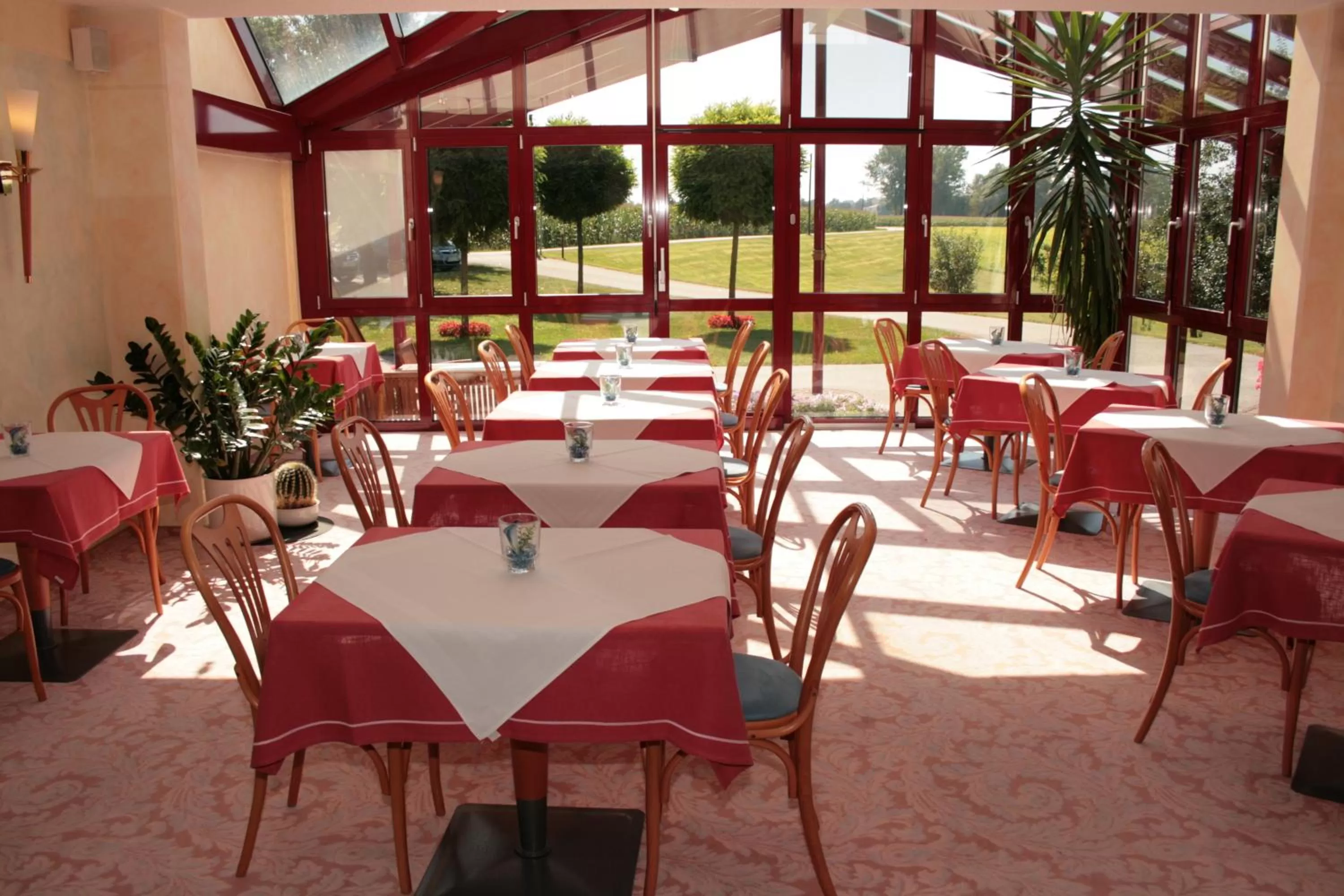 Restaurant/places to eat in Hotel Pension Fent
