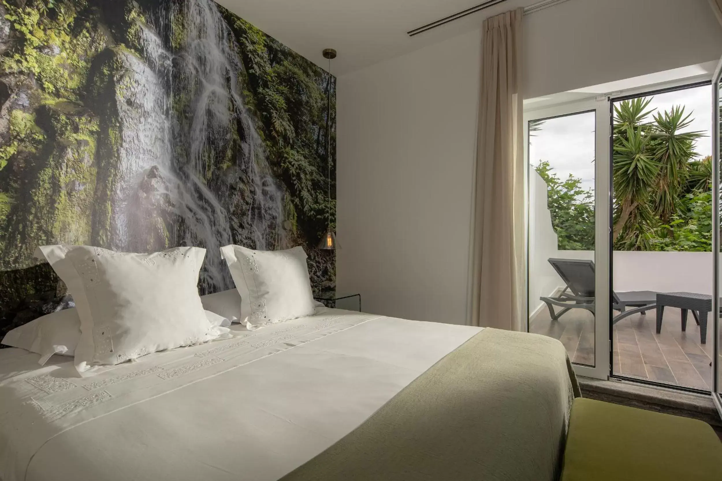 Bedroom, Bed in Senhora da Rosa, Tradition & Nature Hotel