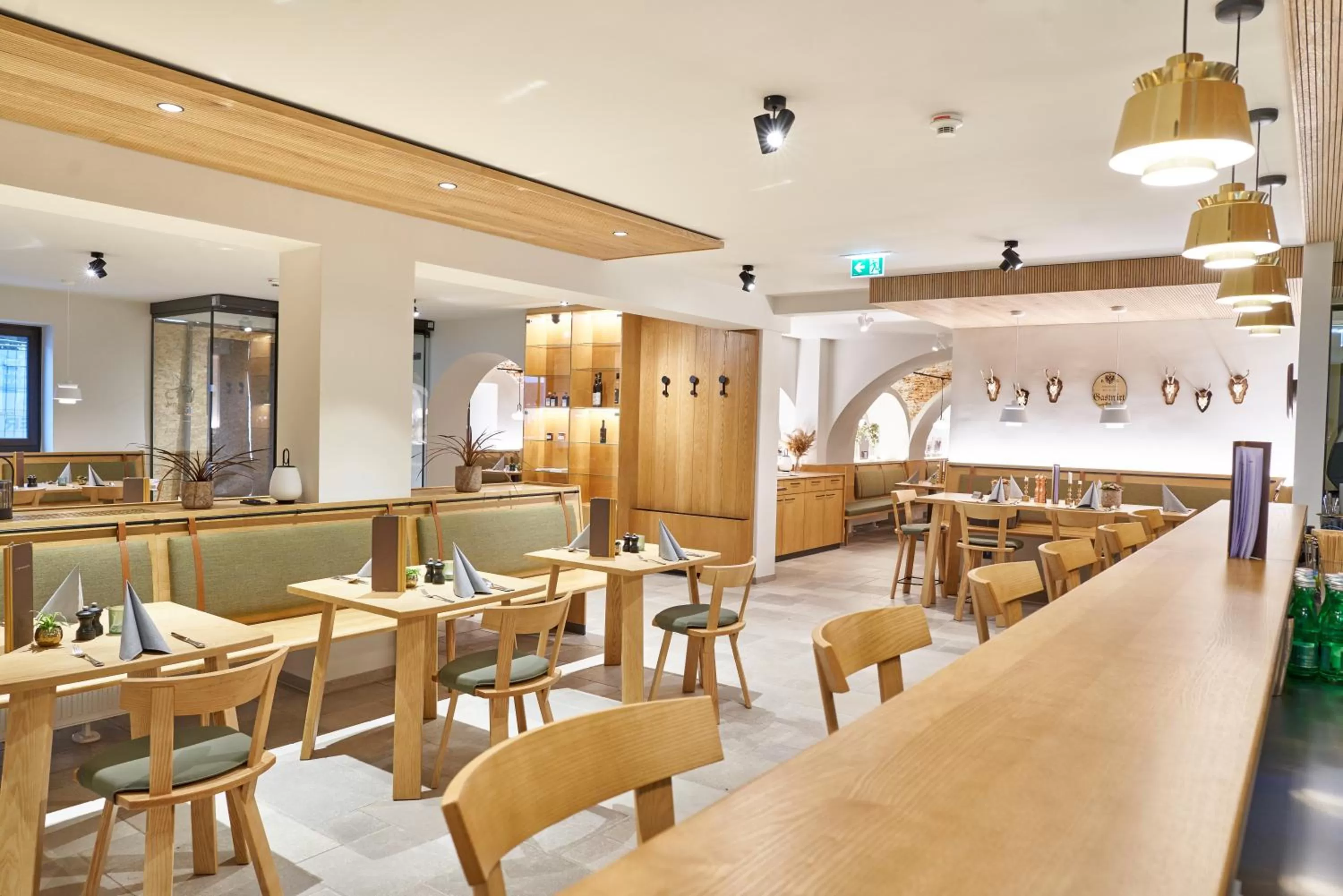 Restaurant/places to eat in Hotel Maxlhaid