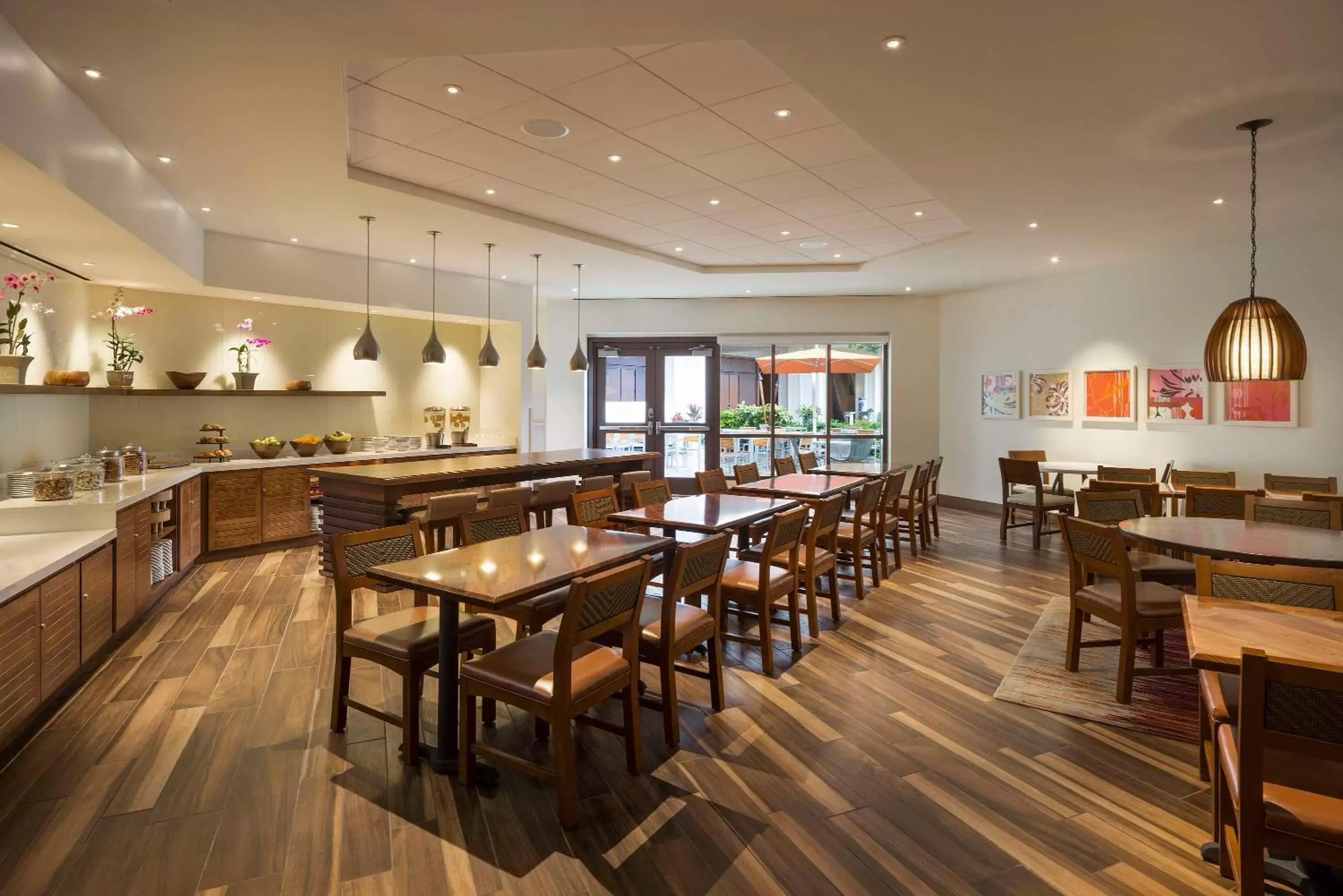 Lounge or bar, Restaurant/Places to Eat in Hyatt Regency Maui Resort & Spa