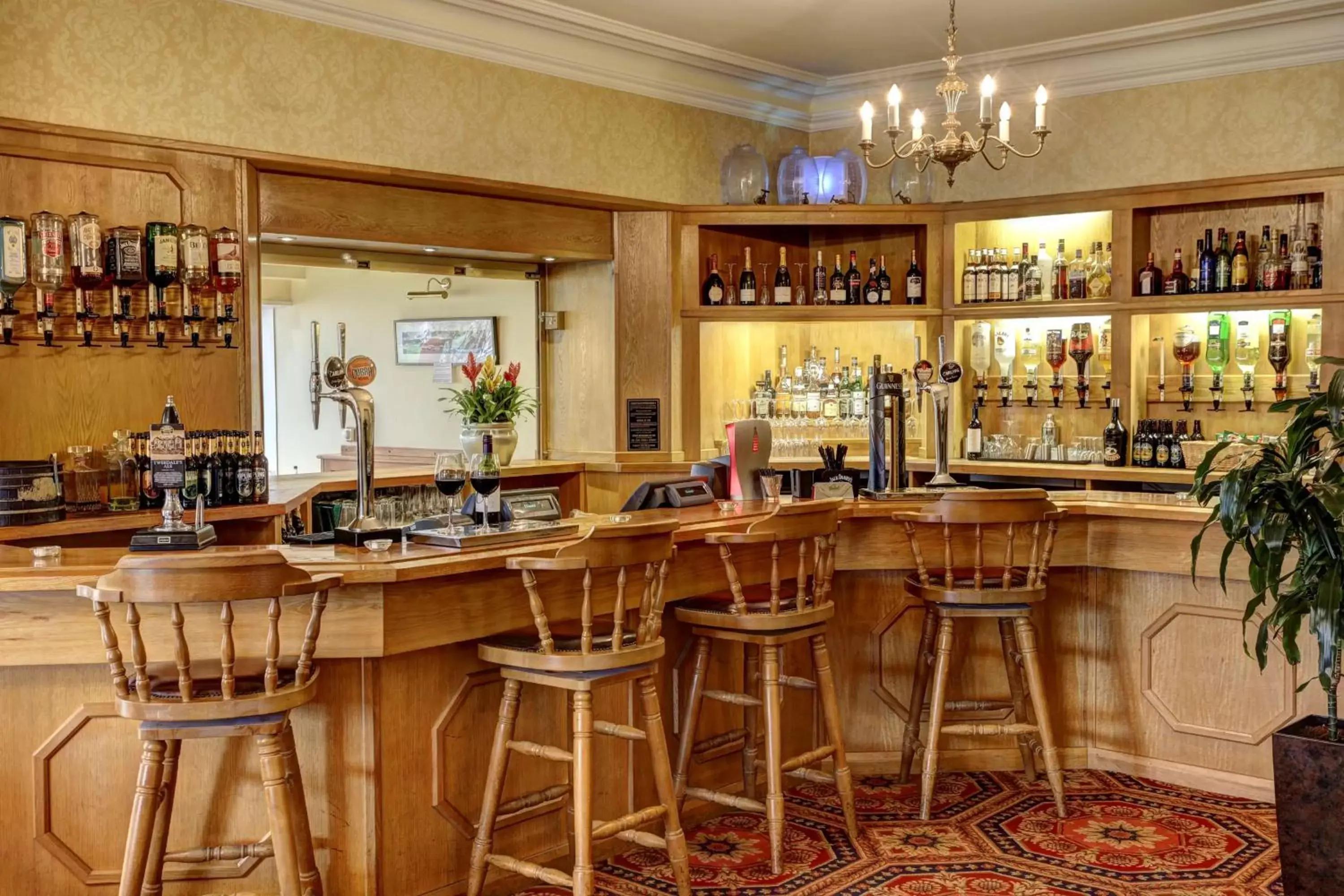 Lounge or bar, Lounge/Bar in B/W Plus Buxton Lee Wood Hotel