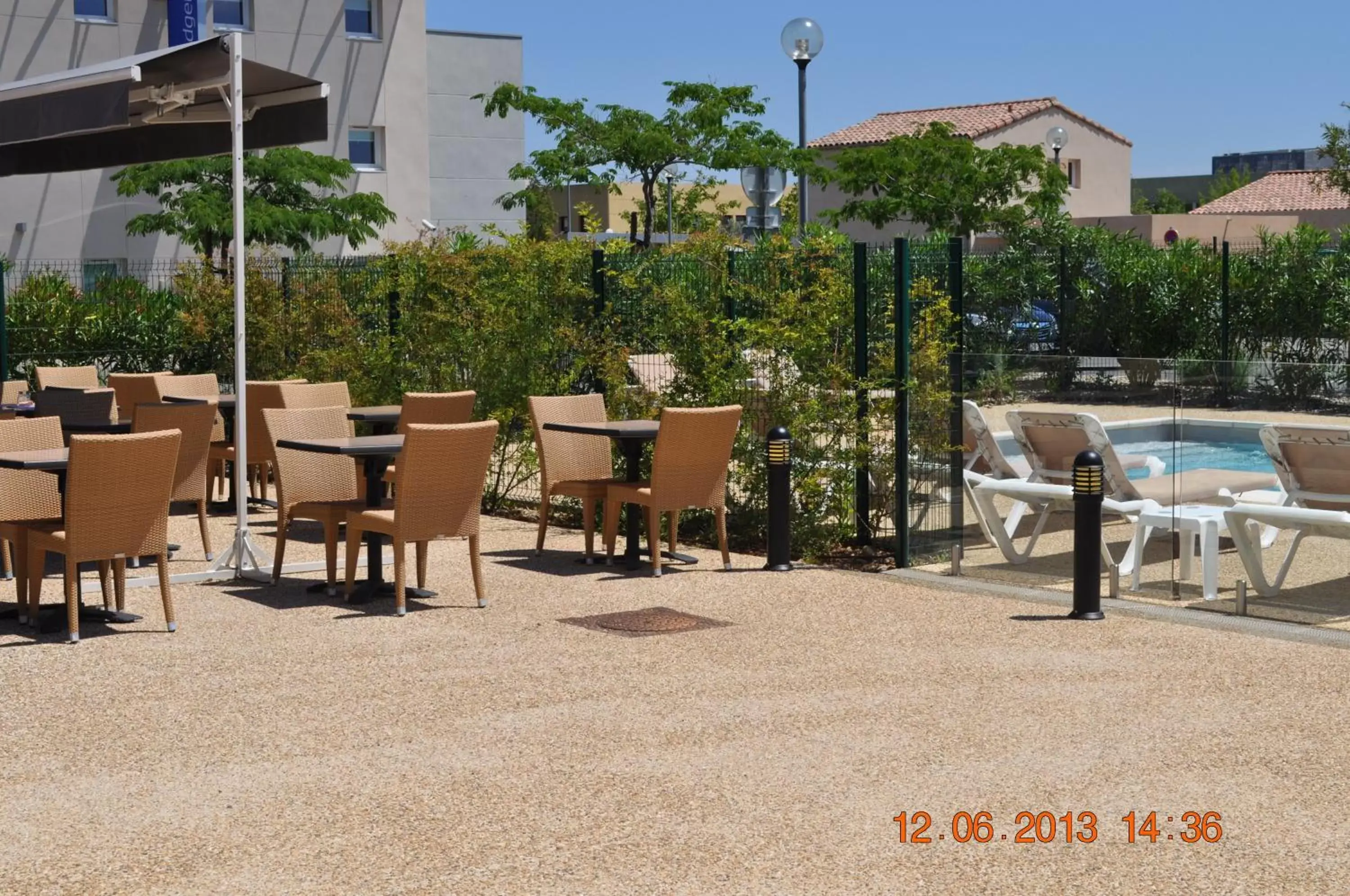 Patio in ibis Istres Trigance