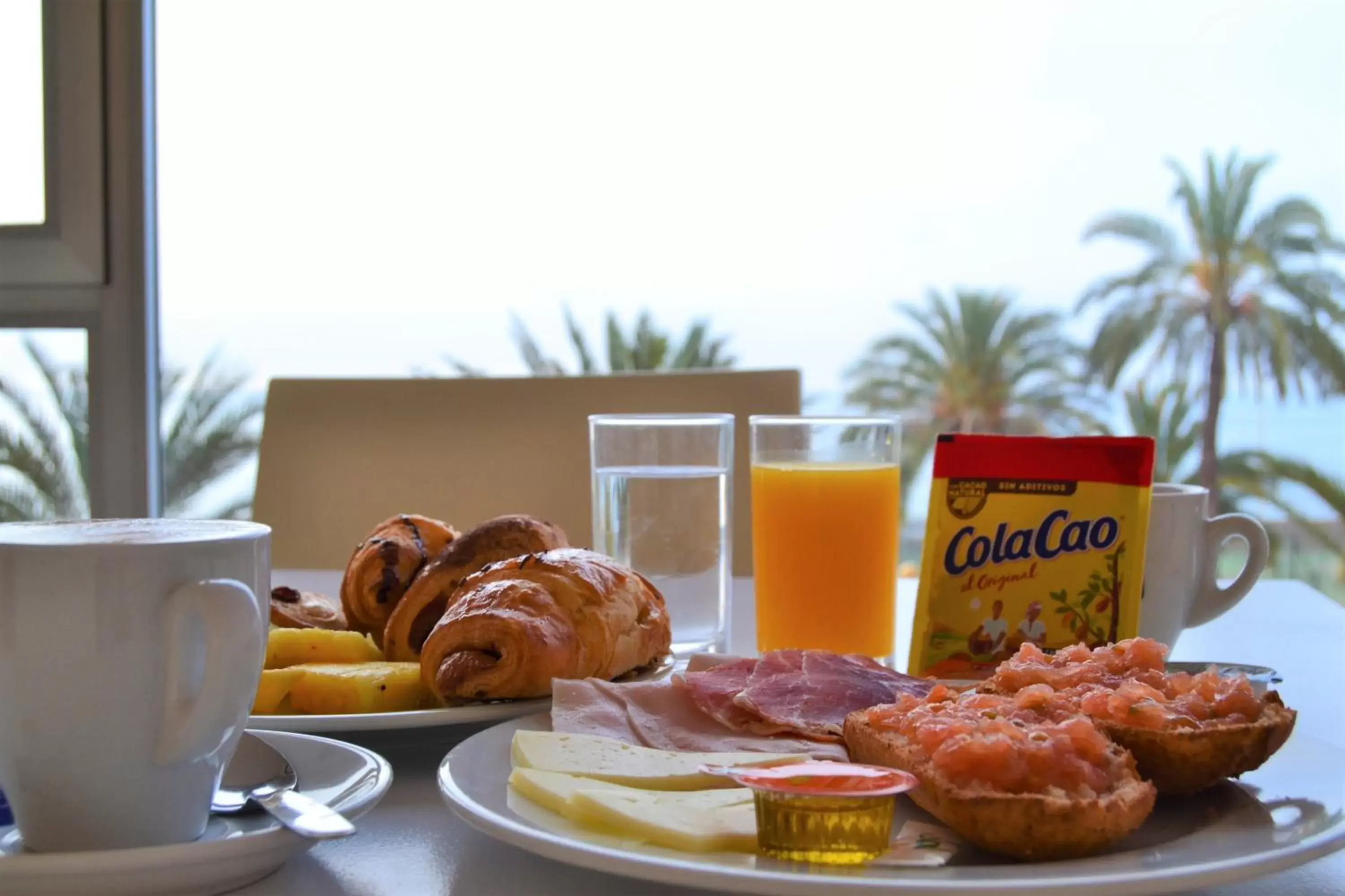 Restaurant/places to eat, Breakfast in Hotel Albahia Alicante