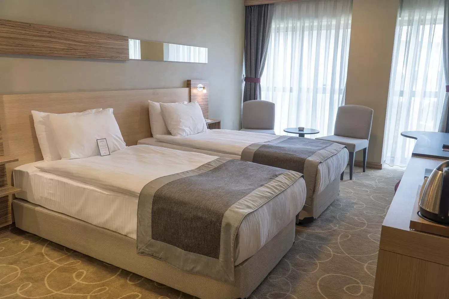 Photo of the whole room, Bed in Greymark Hotel Photo of the whole room, Bed in Greymark Hotel