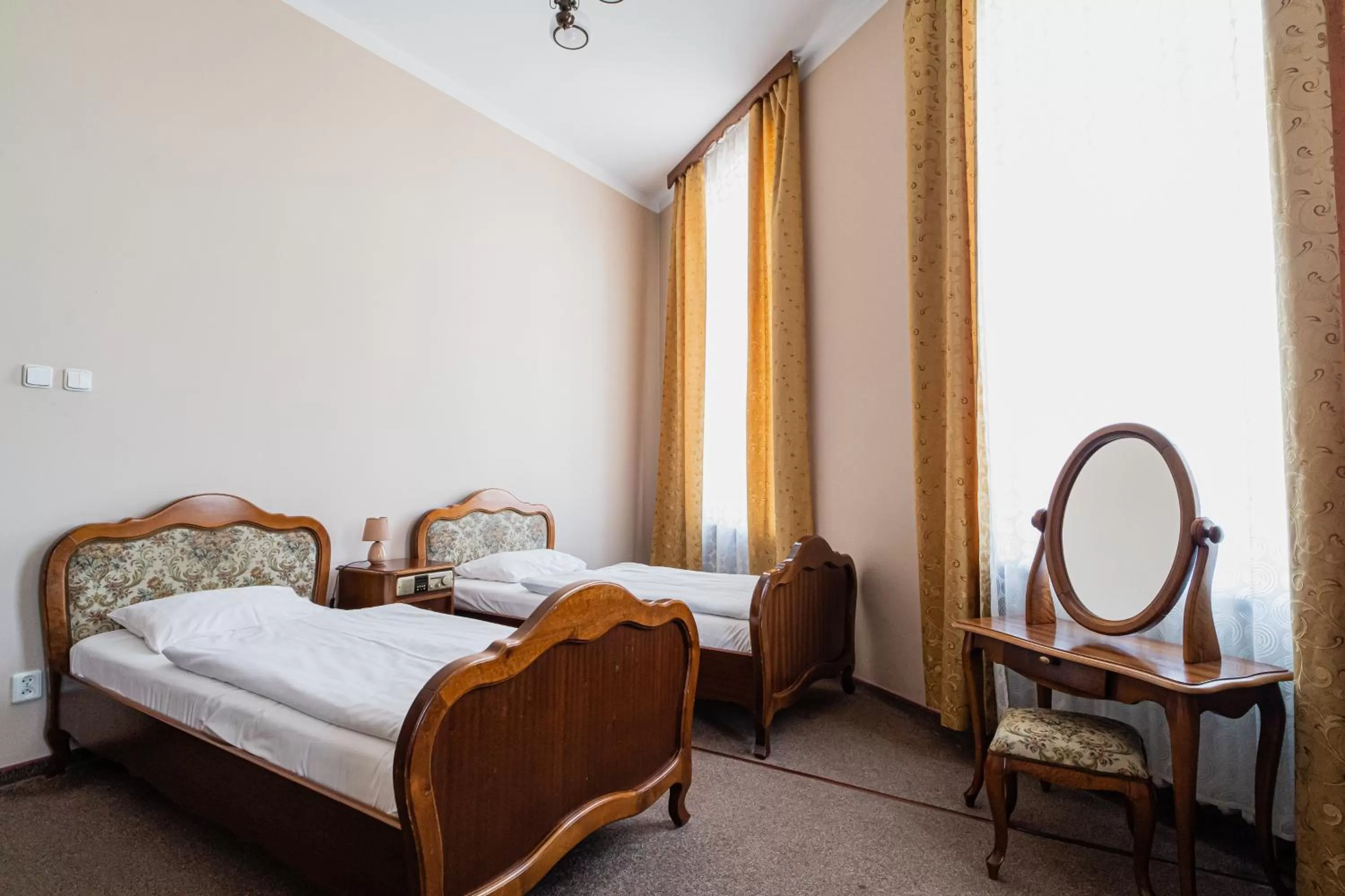 Bed in Hotel Polonia