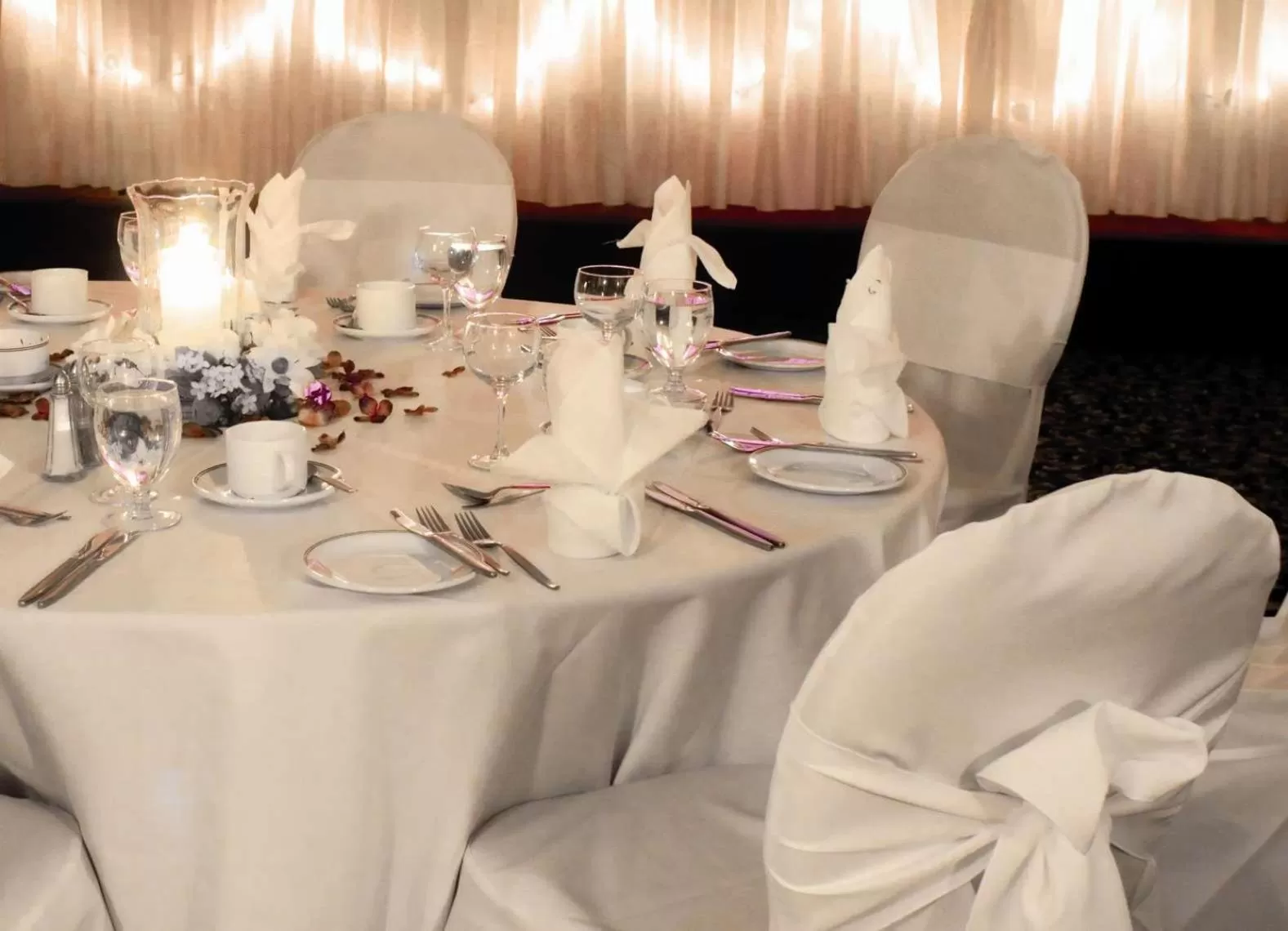 Dining area in Hilton Saint John