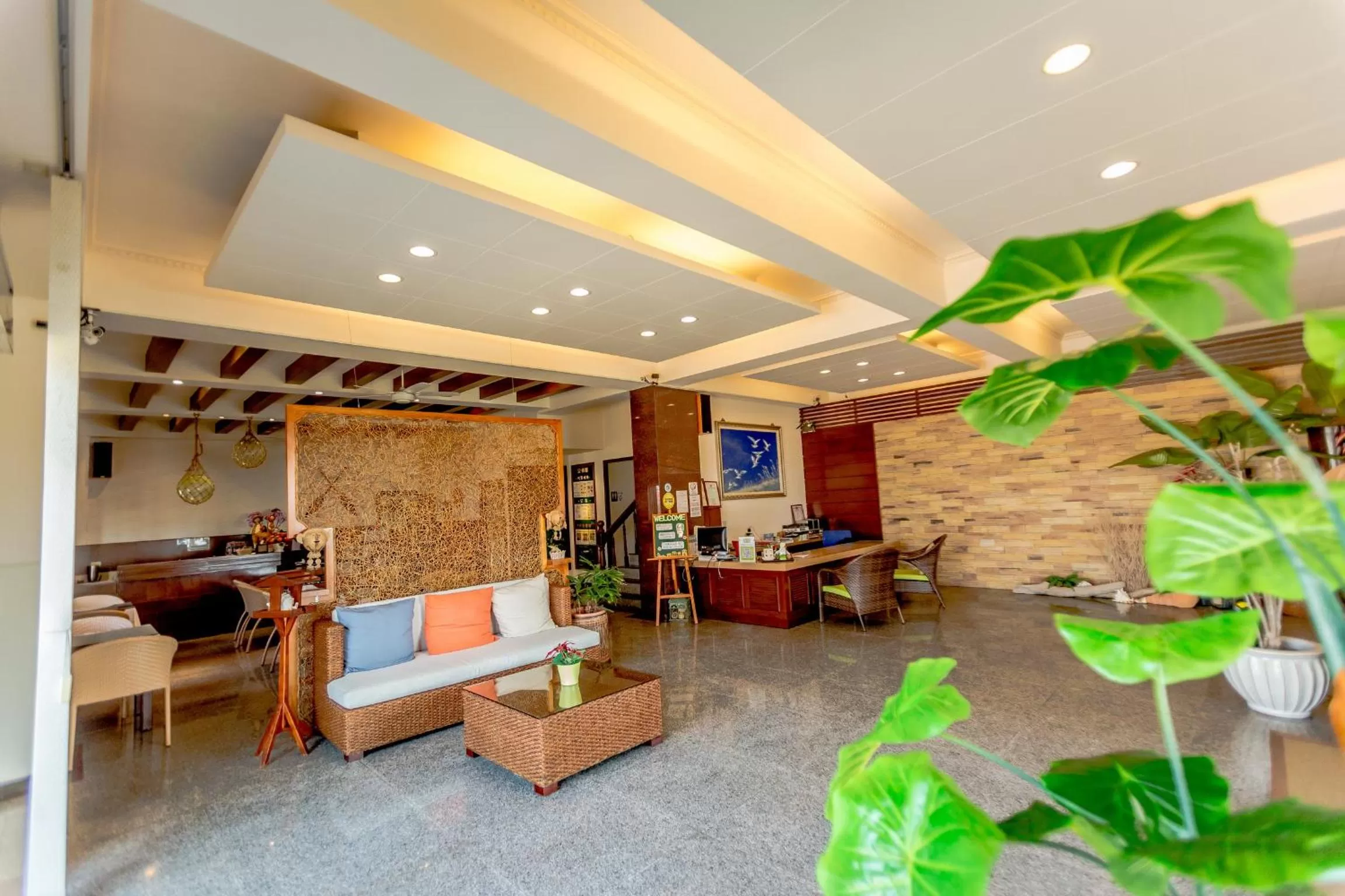 Lobby or reception in Beachcastle & Sea View Villa