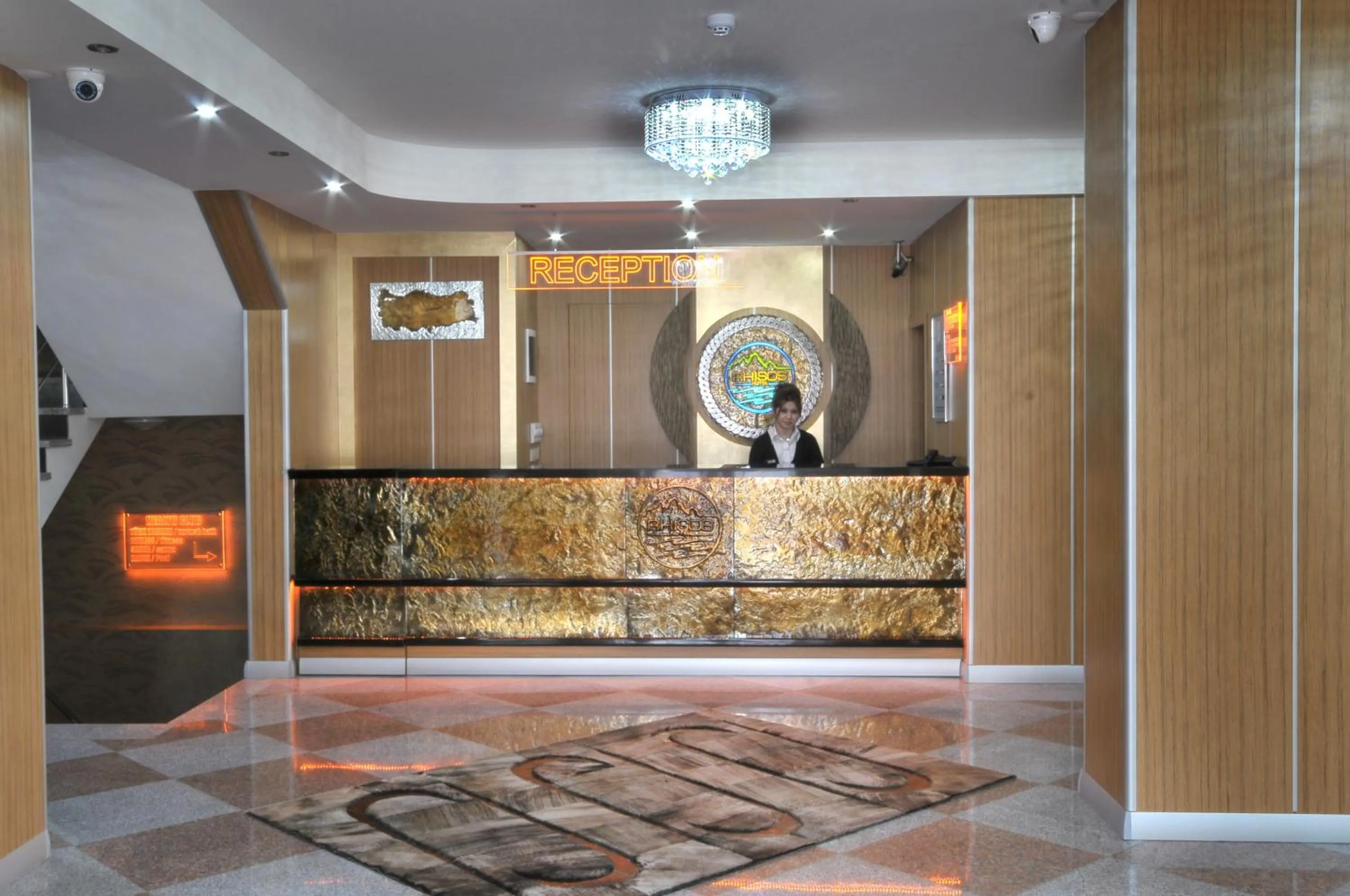 Staff in Rhiss Hotel Bostanci