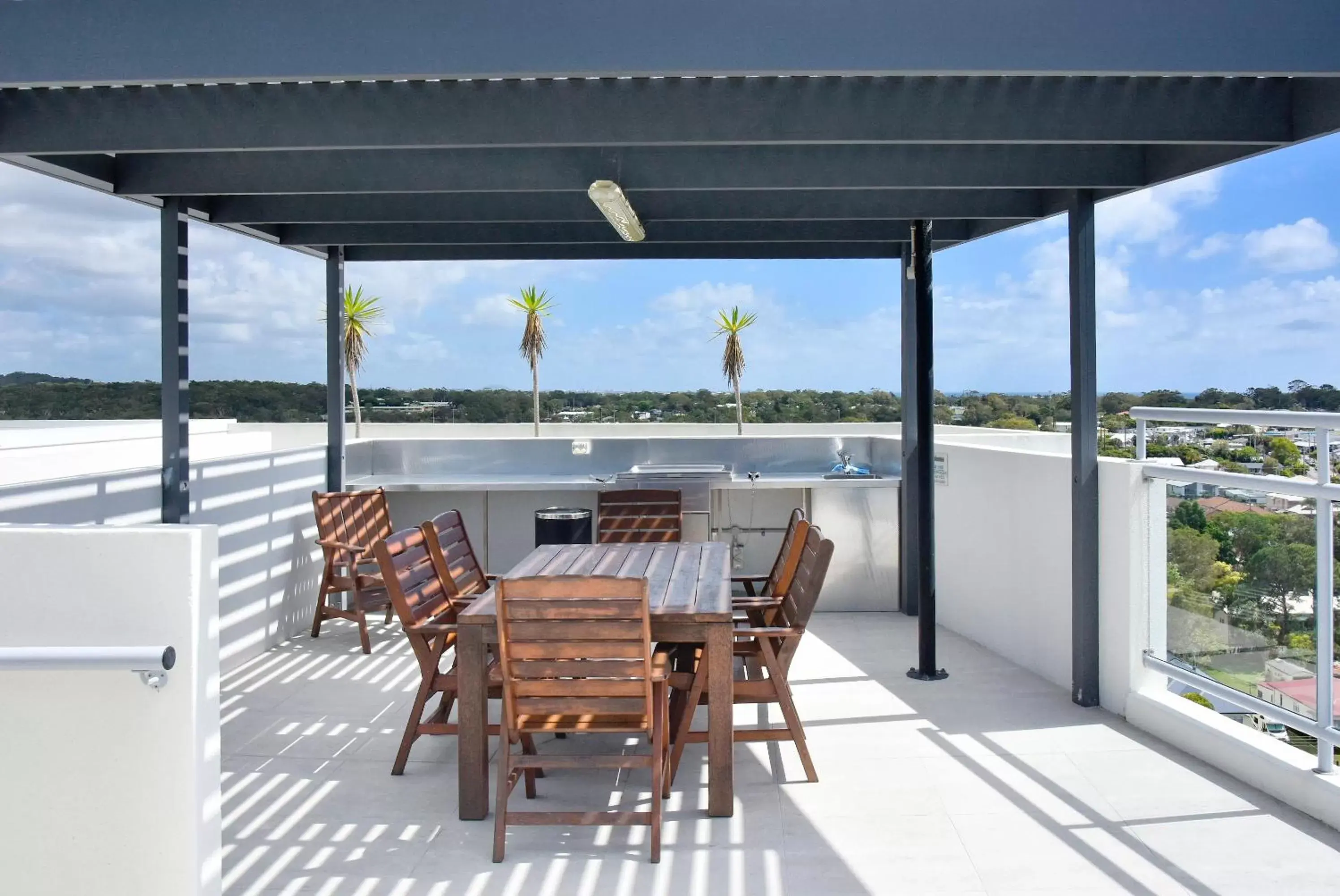 BBQ facilities, Balcony/Terrace in Pumicestone Blue Resort